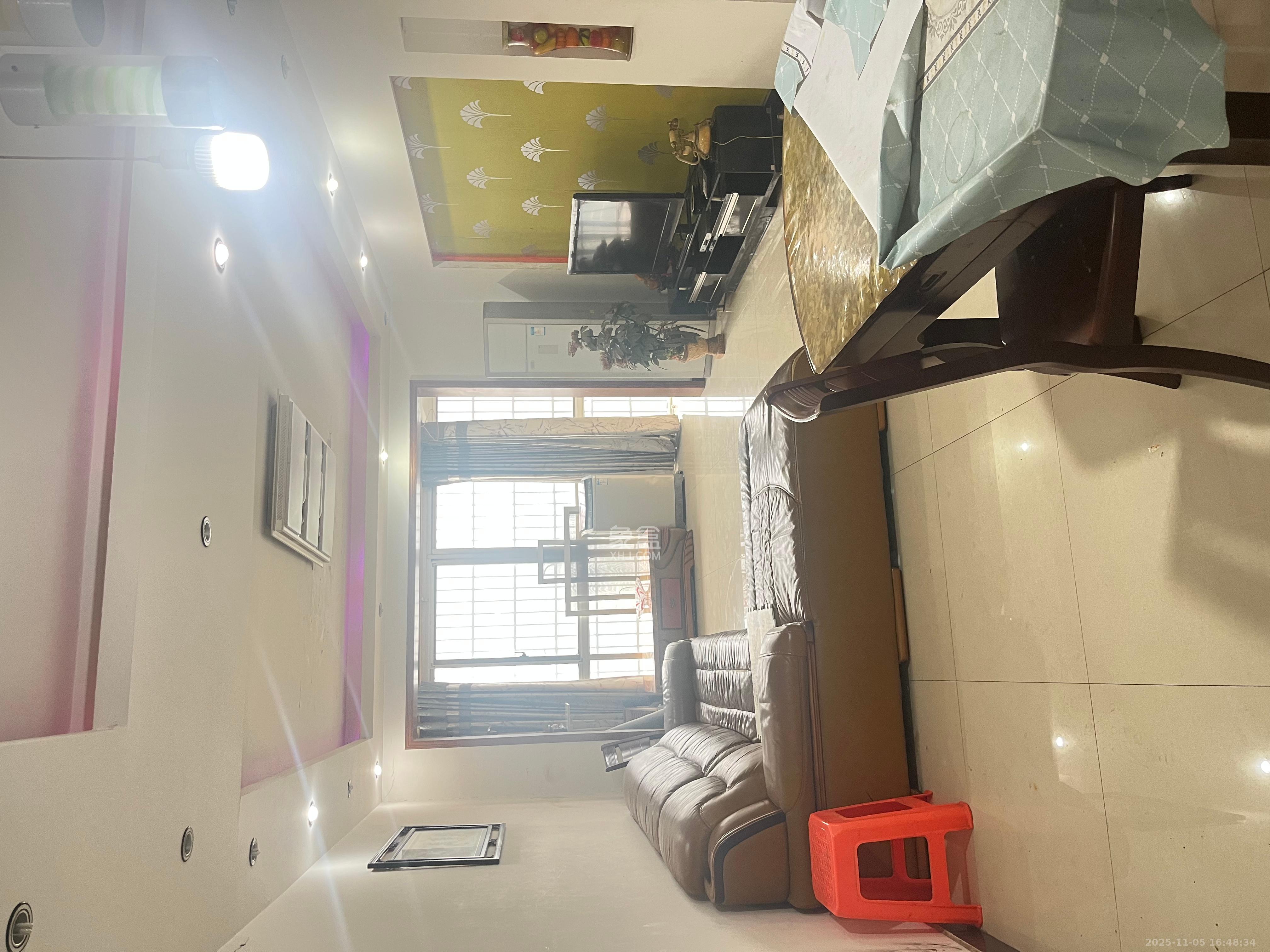 增辉凯旋帝景  4室2厅2卫    2500.0元/月室内图