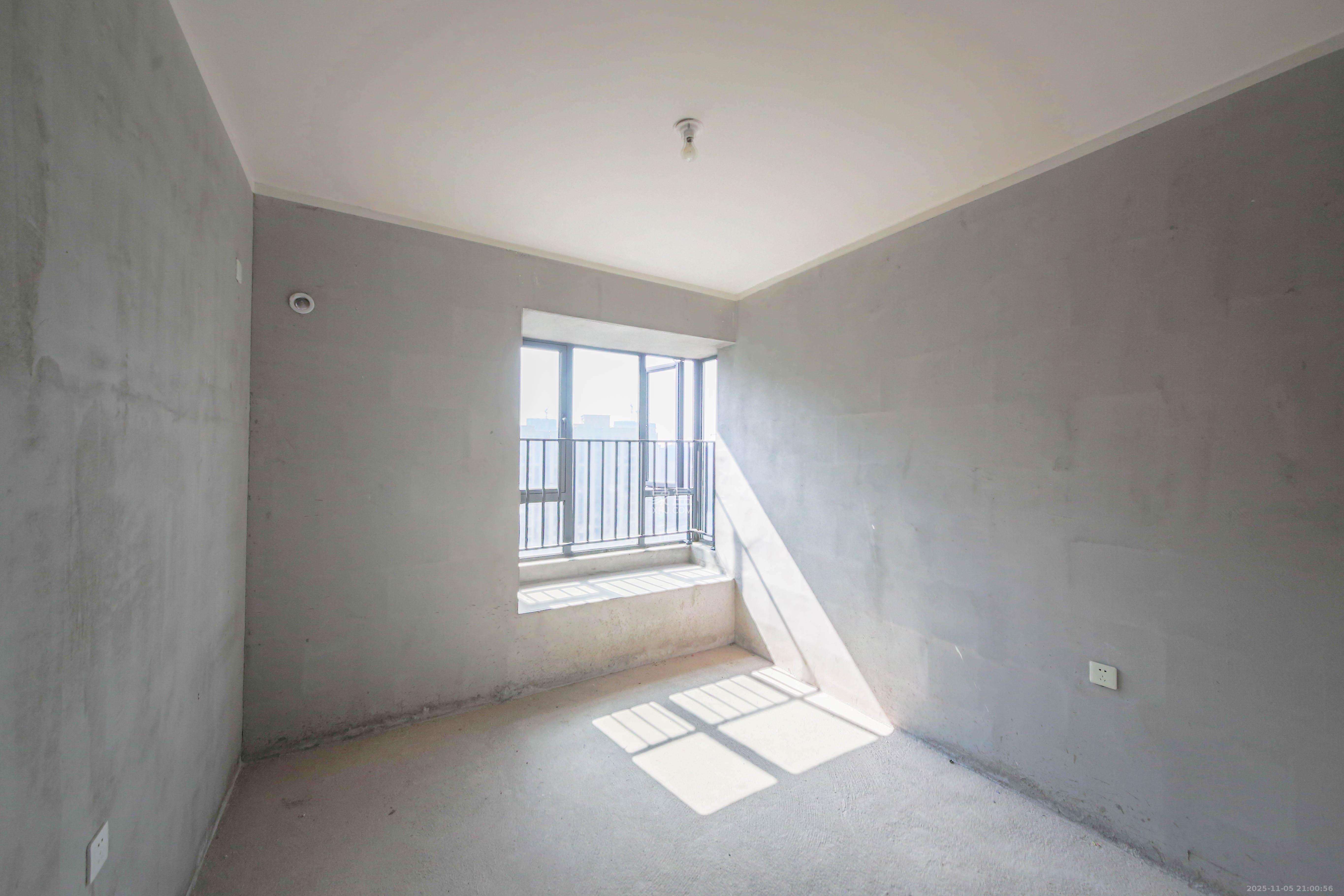 中建钰和城  2室2厅1卫    105.0万卧室