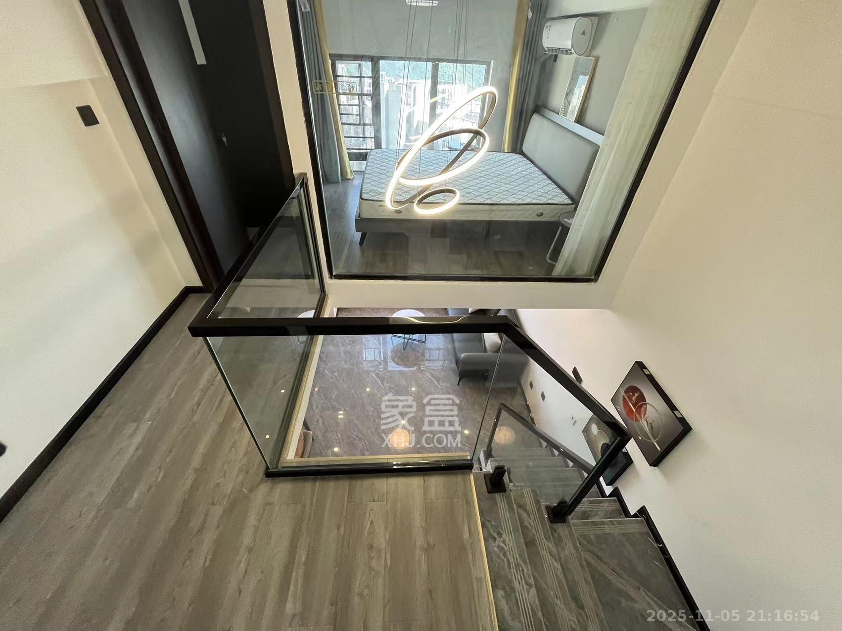 梅溪湖金茂湾 2室2厅1卫 2100.0元/月 梅溪湖金茂湾 2室2厅1卫 2100.0元/月室内图