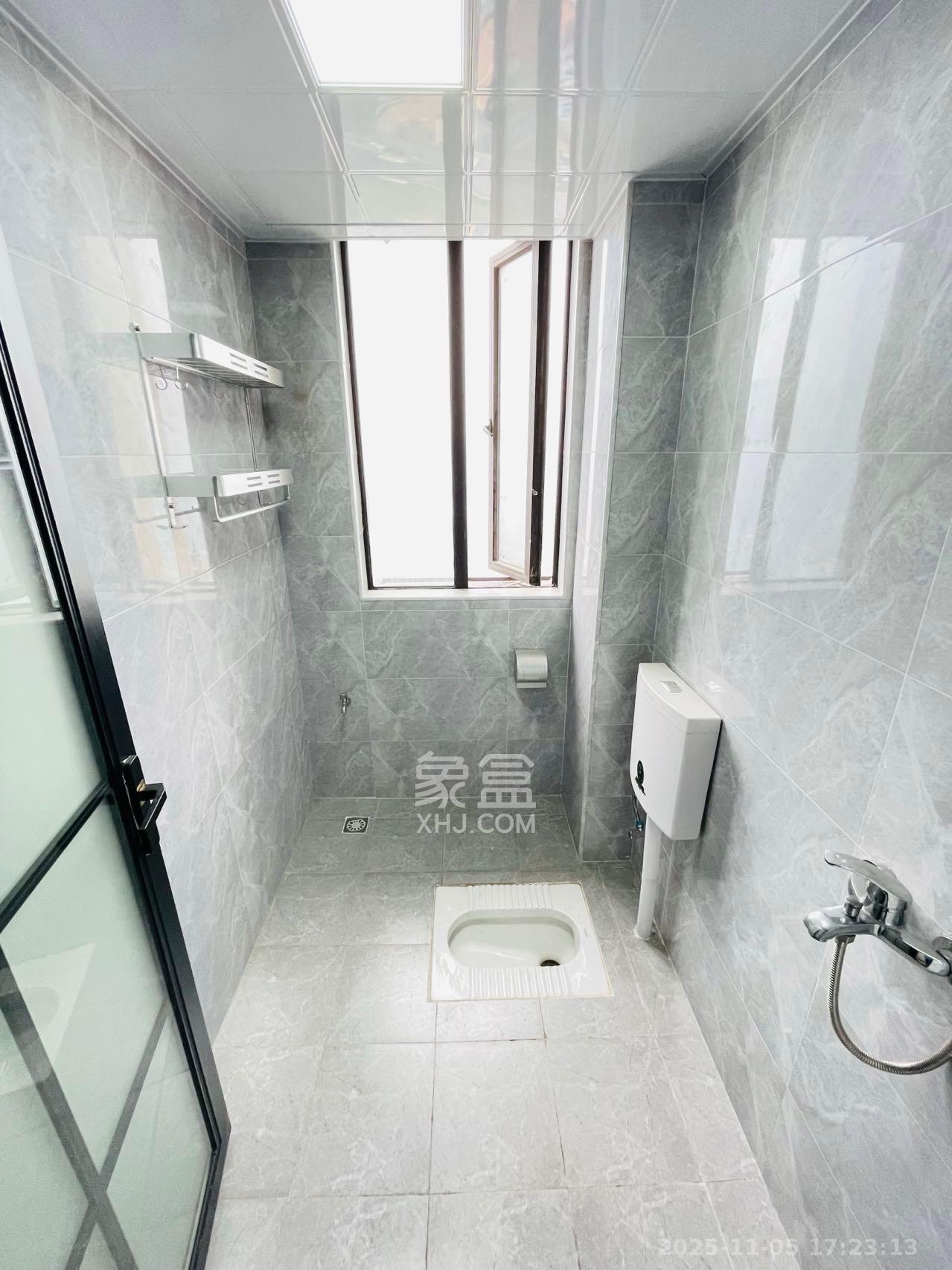 上园商住小区 2室2厅1卫 2700.0元/月 上园商住小区 2室2厅1卫 2700.0元/月室内图