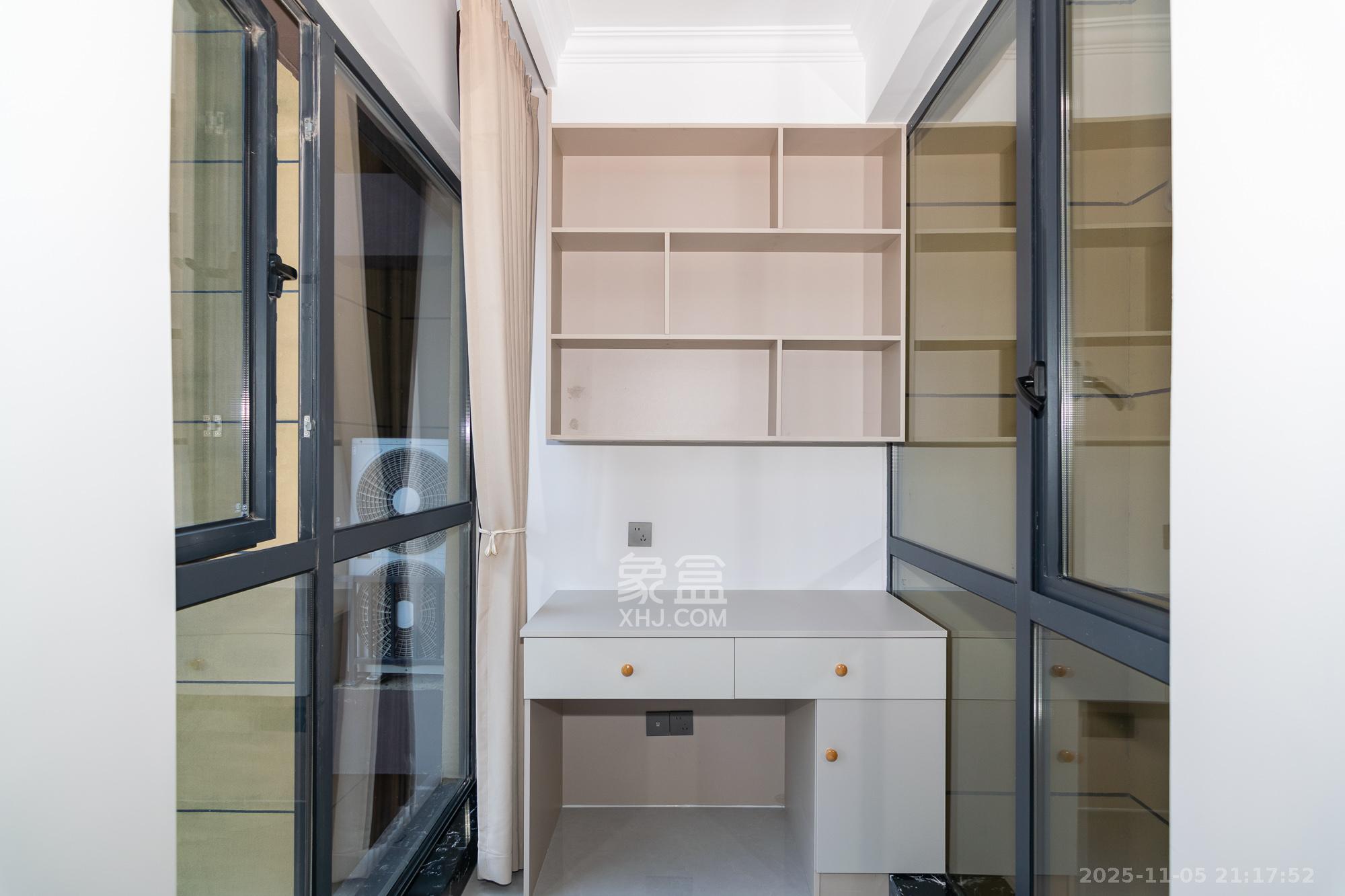 澳海谷山府  4室2厅2卫    99.8万其他