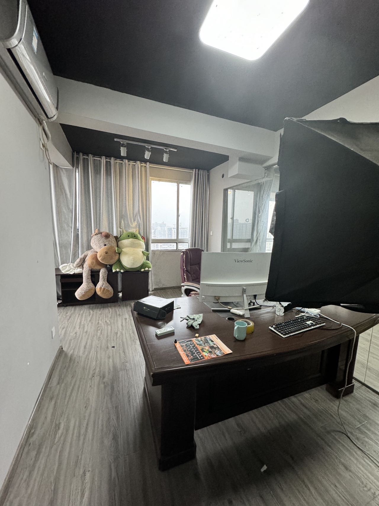 仁济新村 5室2厅2卫 3200.0元/月 仁济新村 5室2厅2卫 3200.0元/月室内图