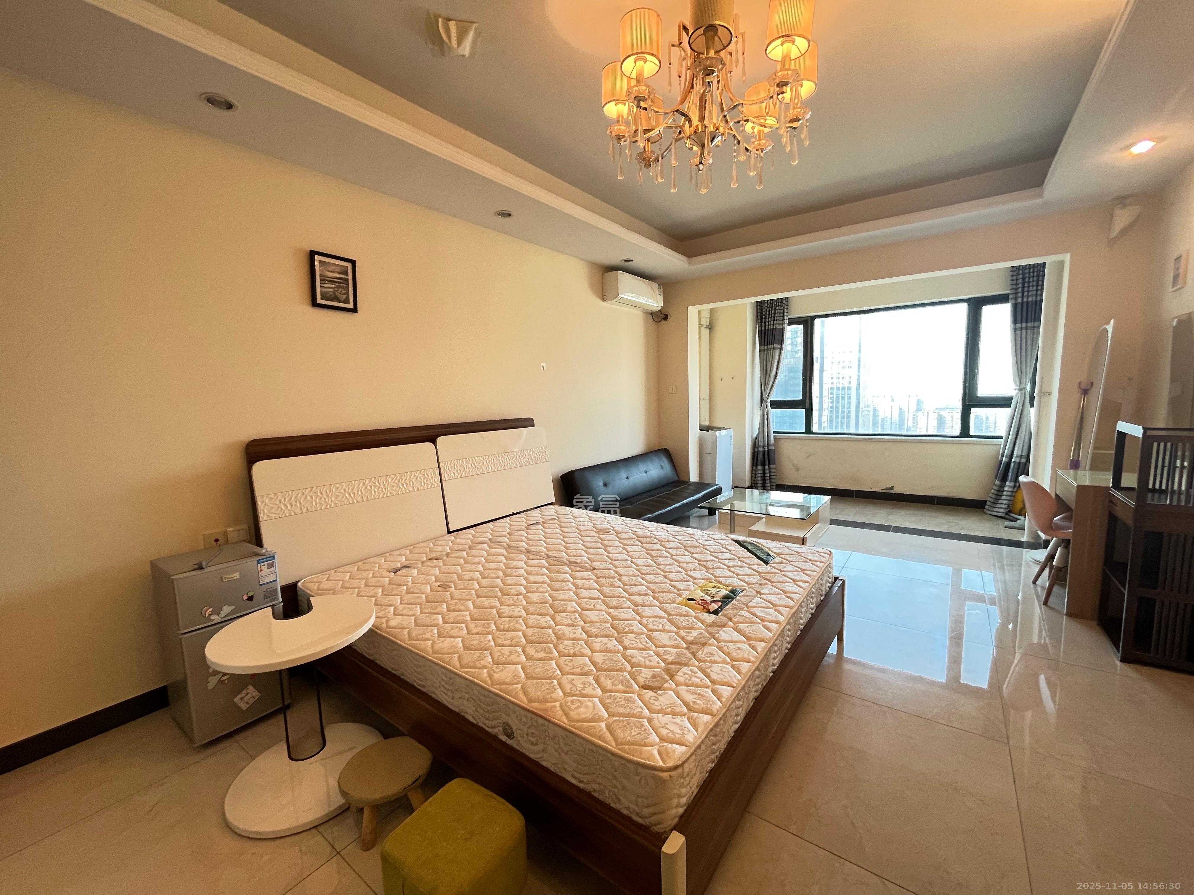 恒大御景湾  1室0厅1卫    1600.0元/月室内图1