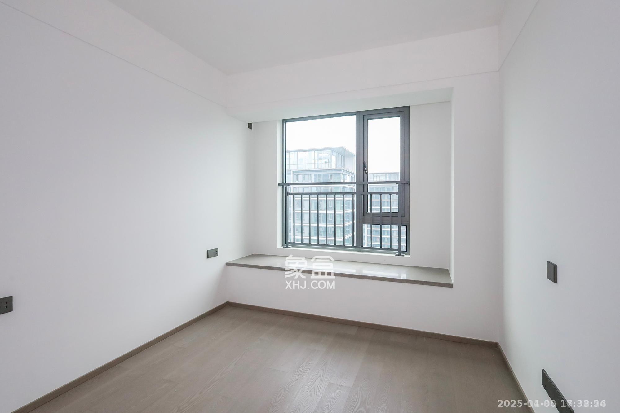 招商蛇口滨江境 4室2厅3卫 14000.0元/月 招商蛇口滨江境 4室2厅3卫 14000.0元/月室内图