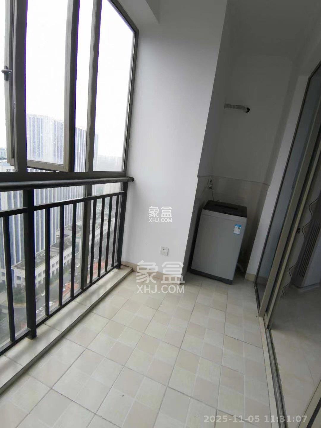 富兴嘉城（富兴汇中央）  2室1厅1卫    2300.0元/月室内图