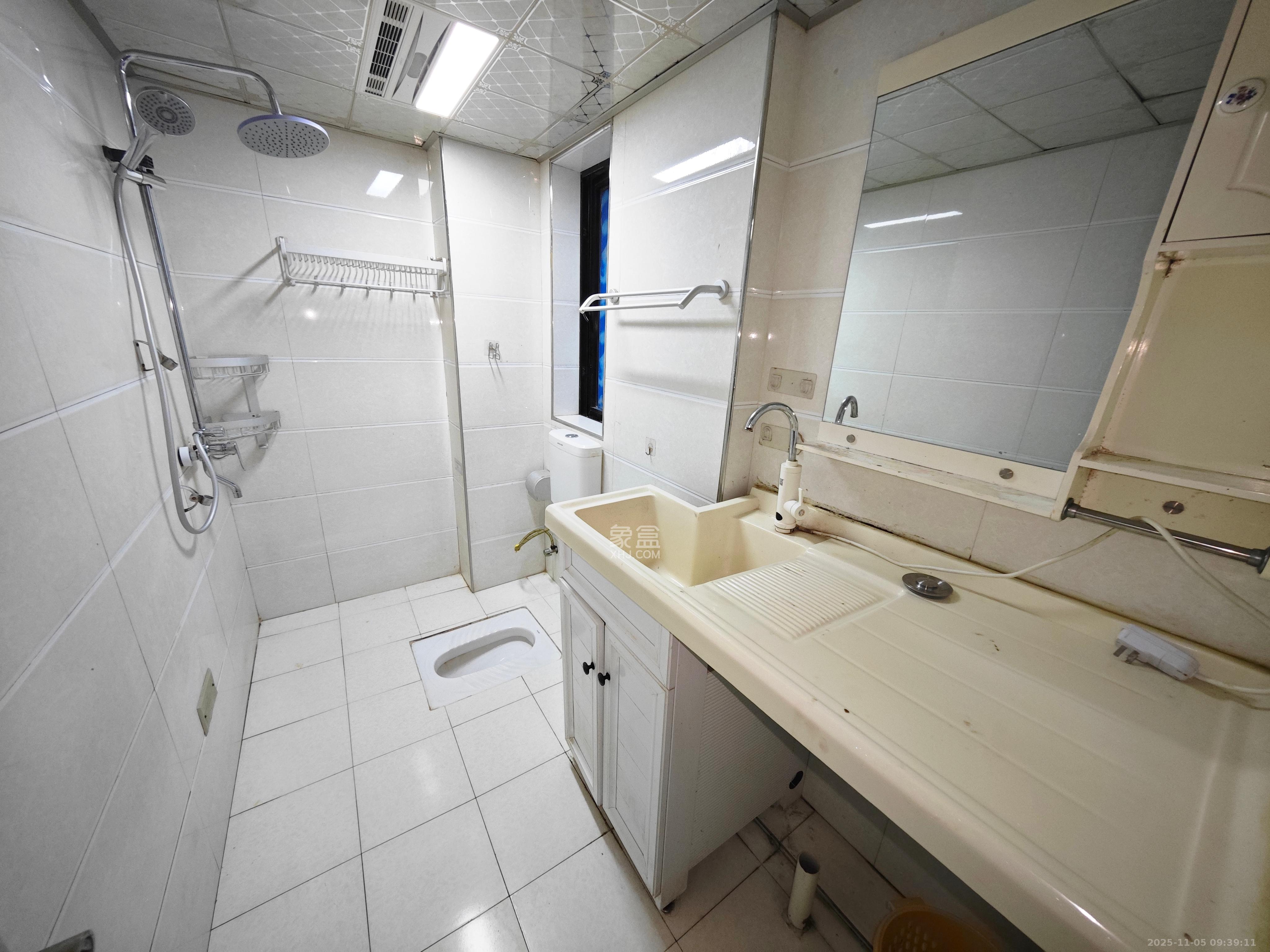 长大卧琥 2室1厅2卫 2200.0元/月 长大卧琥 2室1厅2卫 2200.0元/月室内图