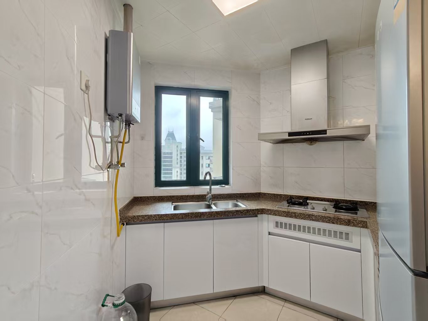 恒大绿洲  2室2厅1卫    1700.0元/月室内图