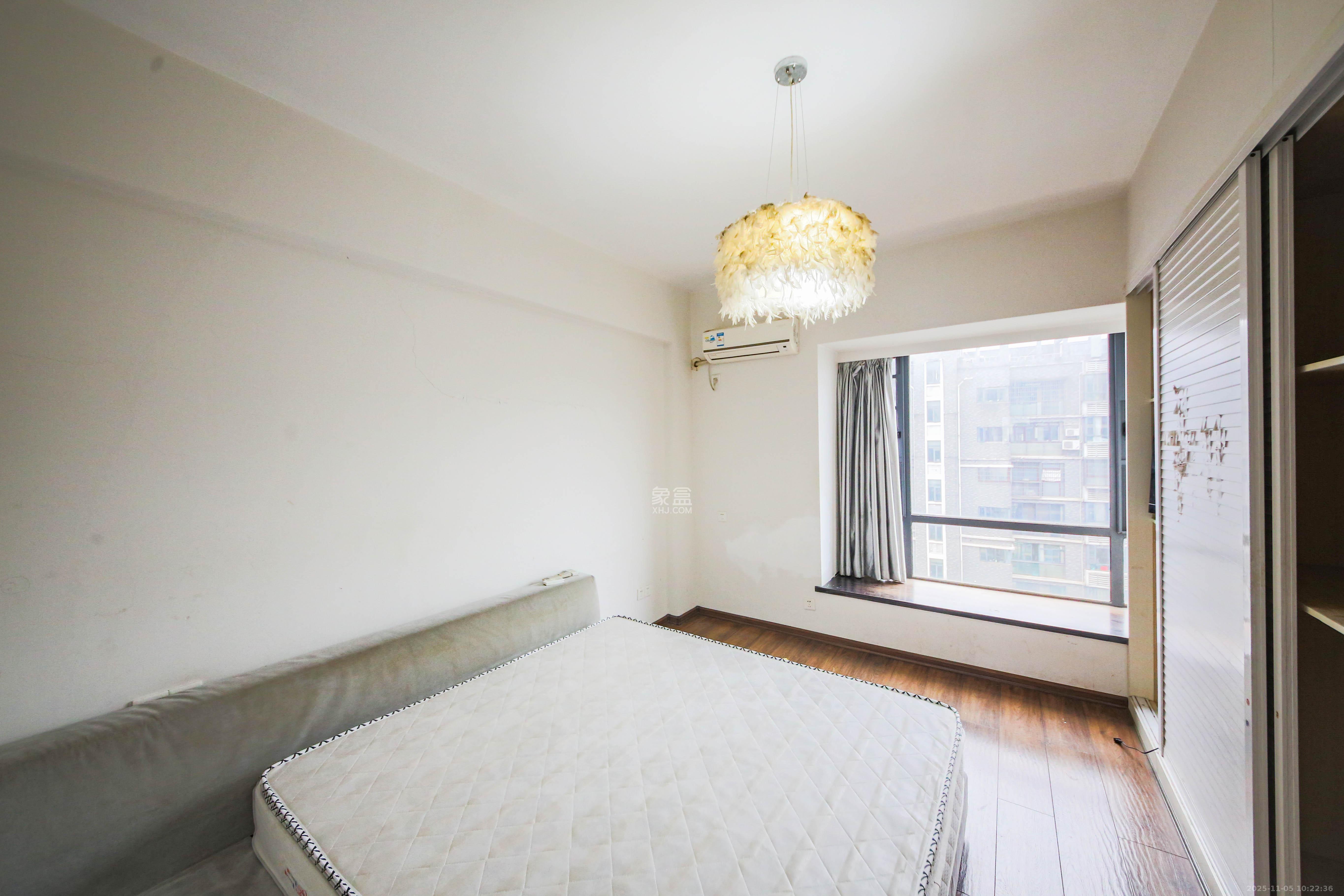 梦网景园 1室2厅2卫 3200.0元/月 梦网景园 1室2厅2卫 3200.0元/月室内图