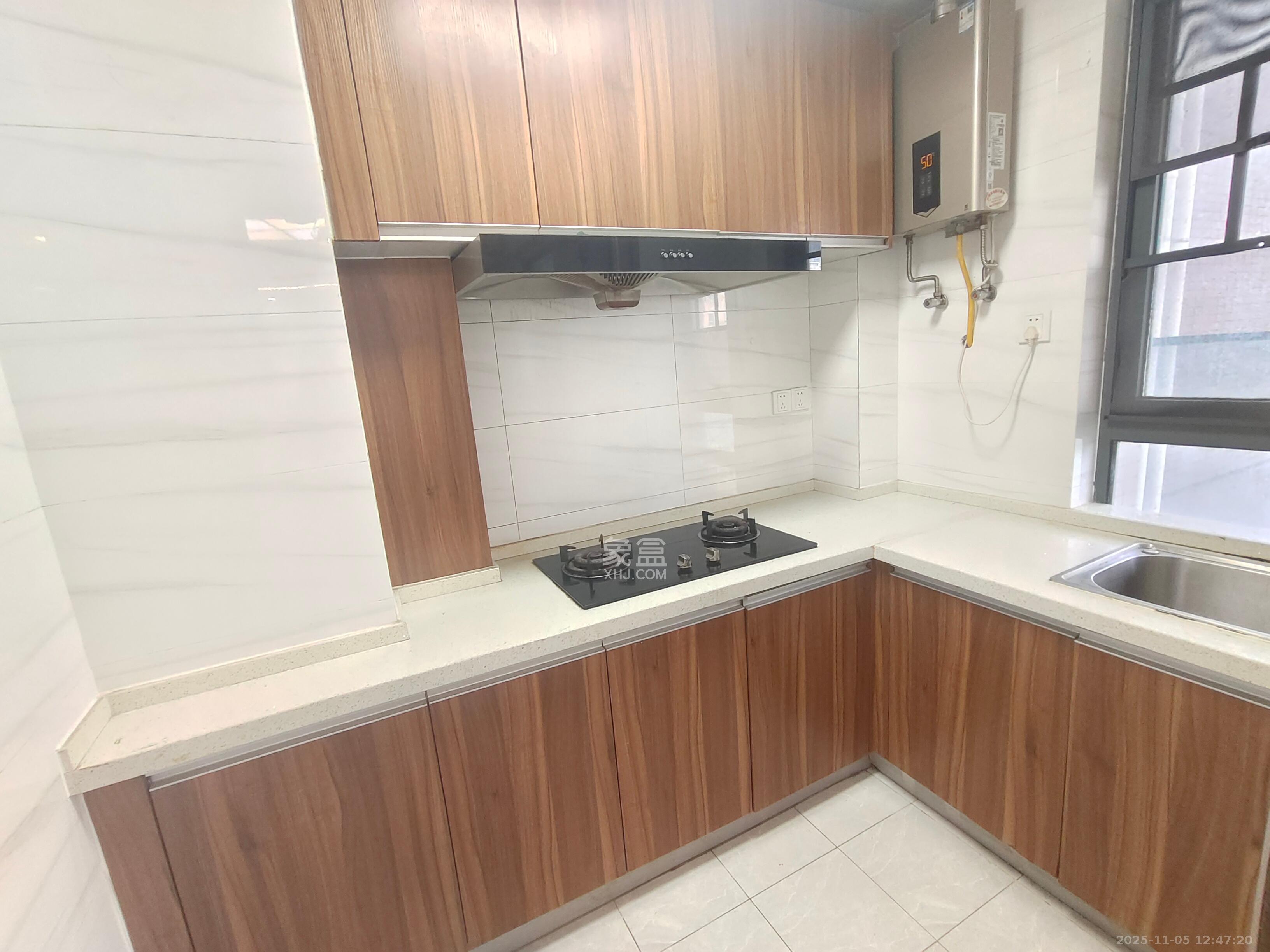 里约荟  3室1厅2卫    3200.0元/月室内图