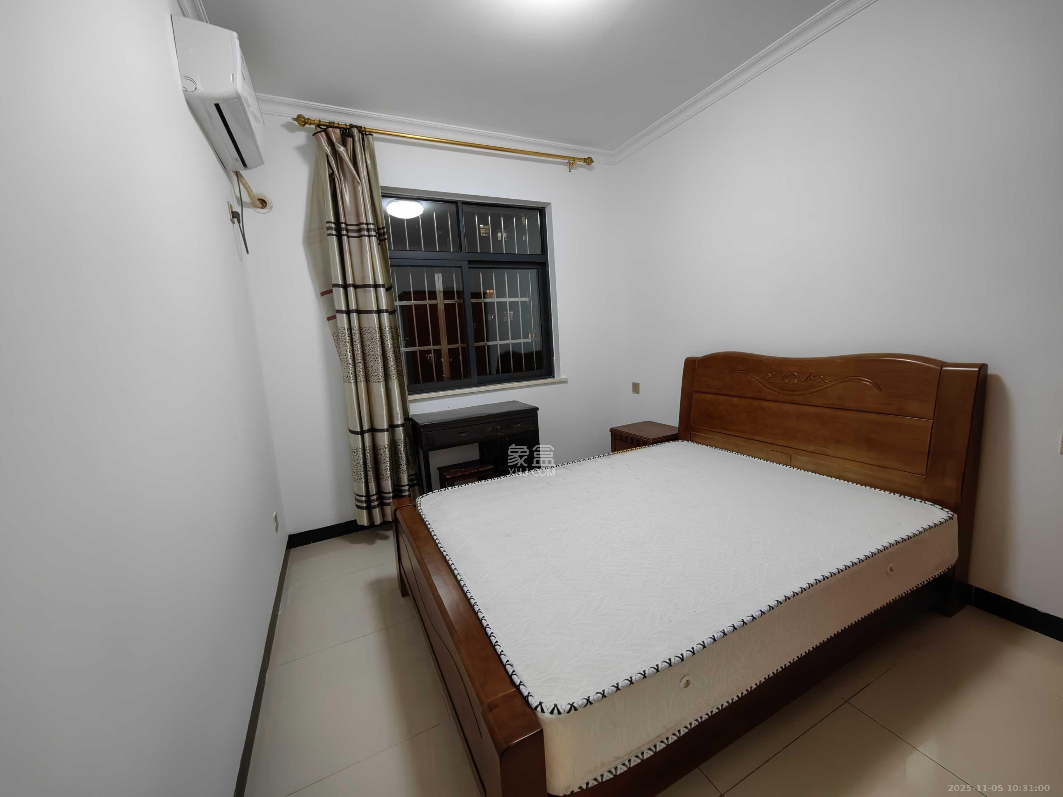 景塘家园  3室2厅1卫    1900.0元/月室内图