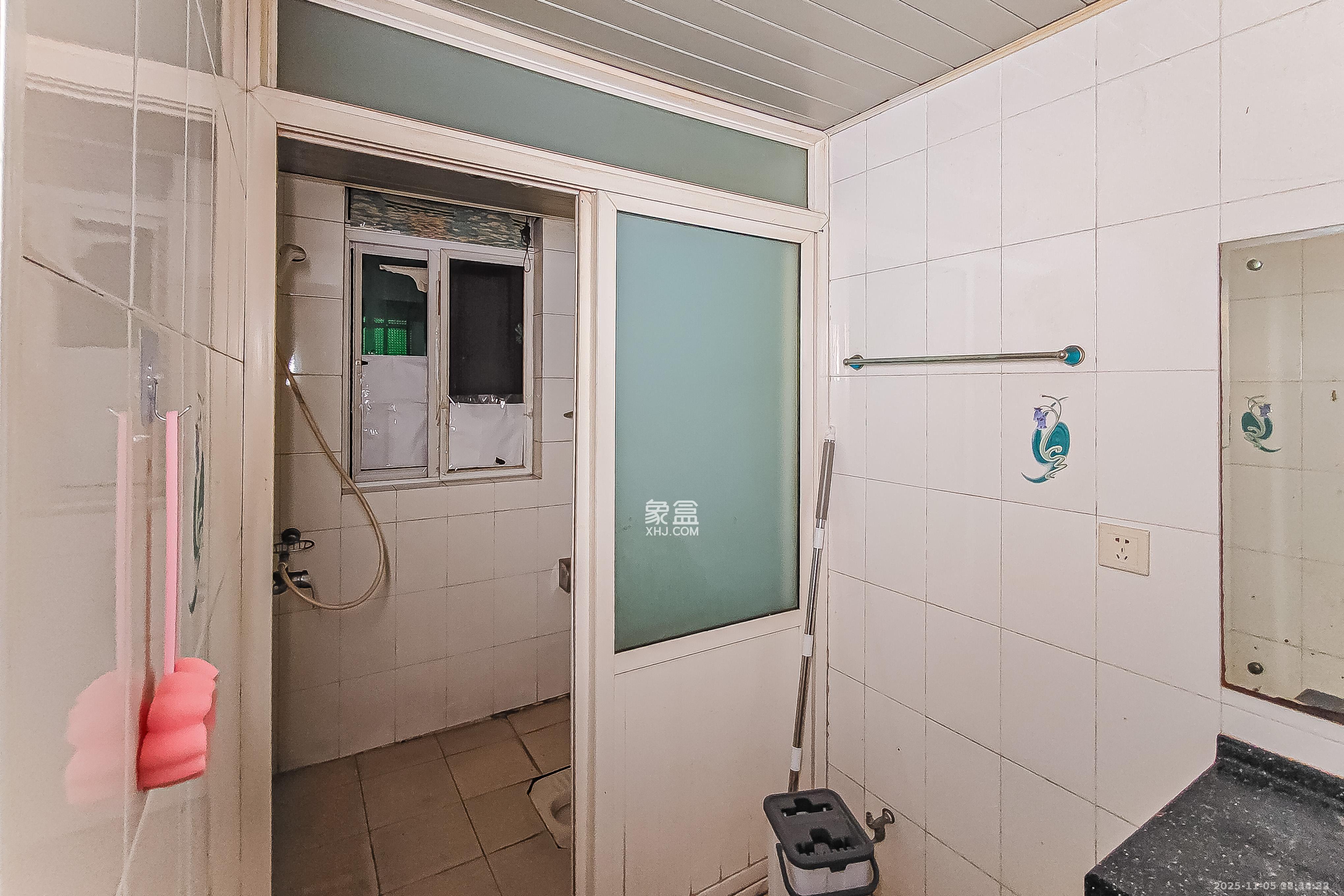 政力世纪大厦 2室2厅1卫 2700.0元/月 政力世纪大厦 2室2厅1卫 2700.0元/月室内图