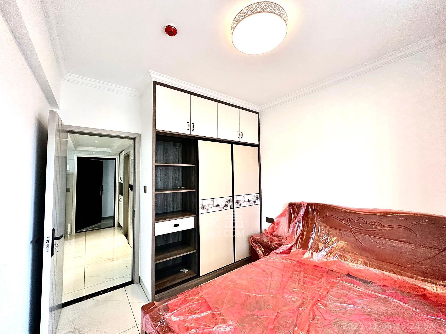 长房明宸府  1室0厅0卫    1700.0元/月室内图