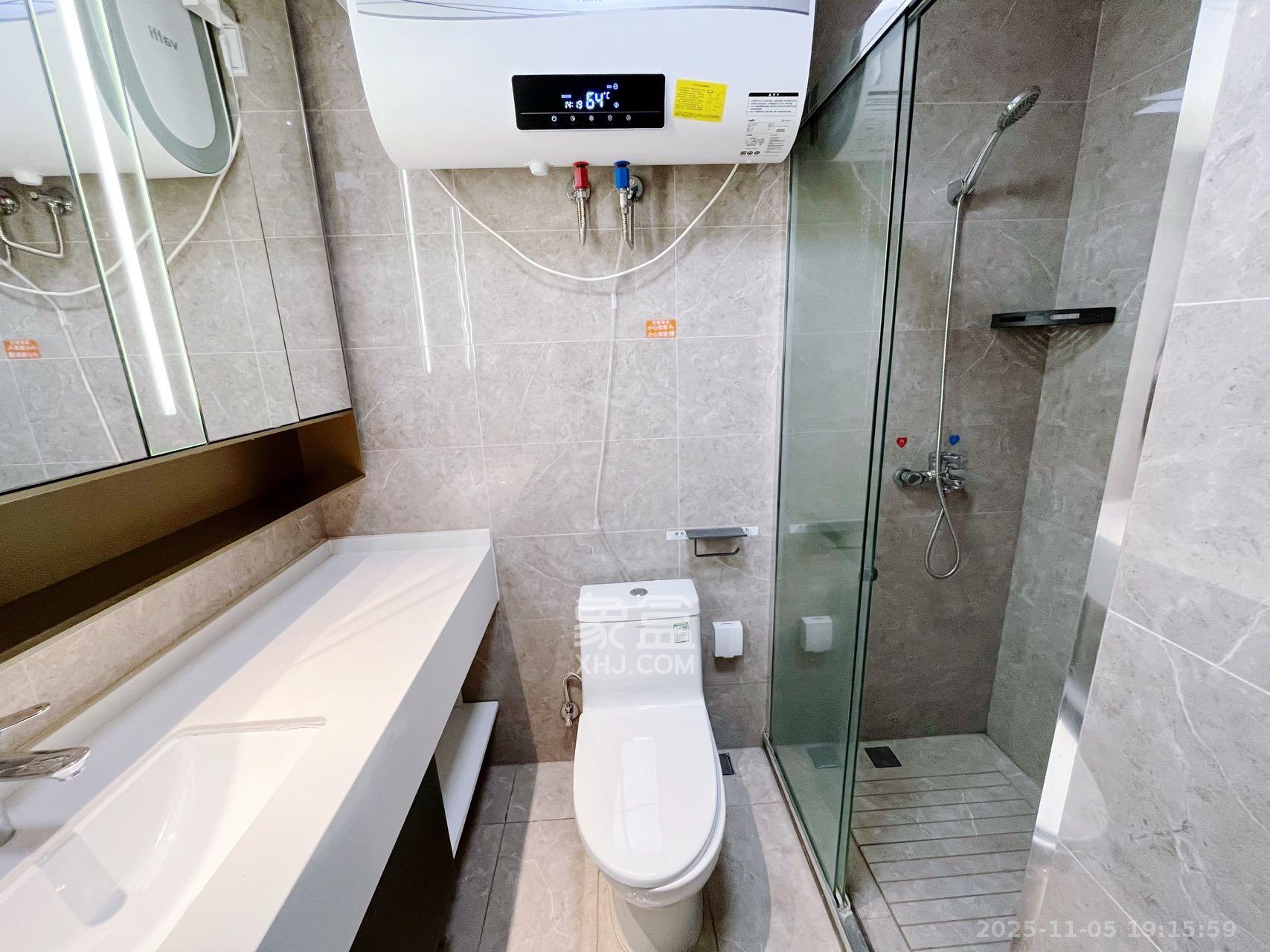 华润置地中心  1室1厅1卫    2700.0元/月室内图