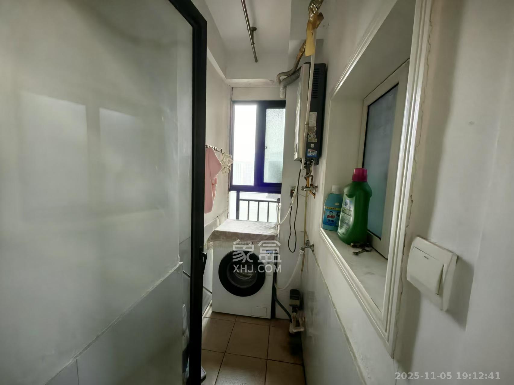 兴威帕克水岸  2室2厅1卫    1700.0元/月室内图