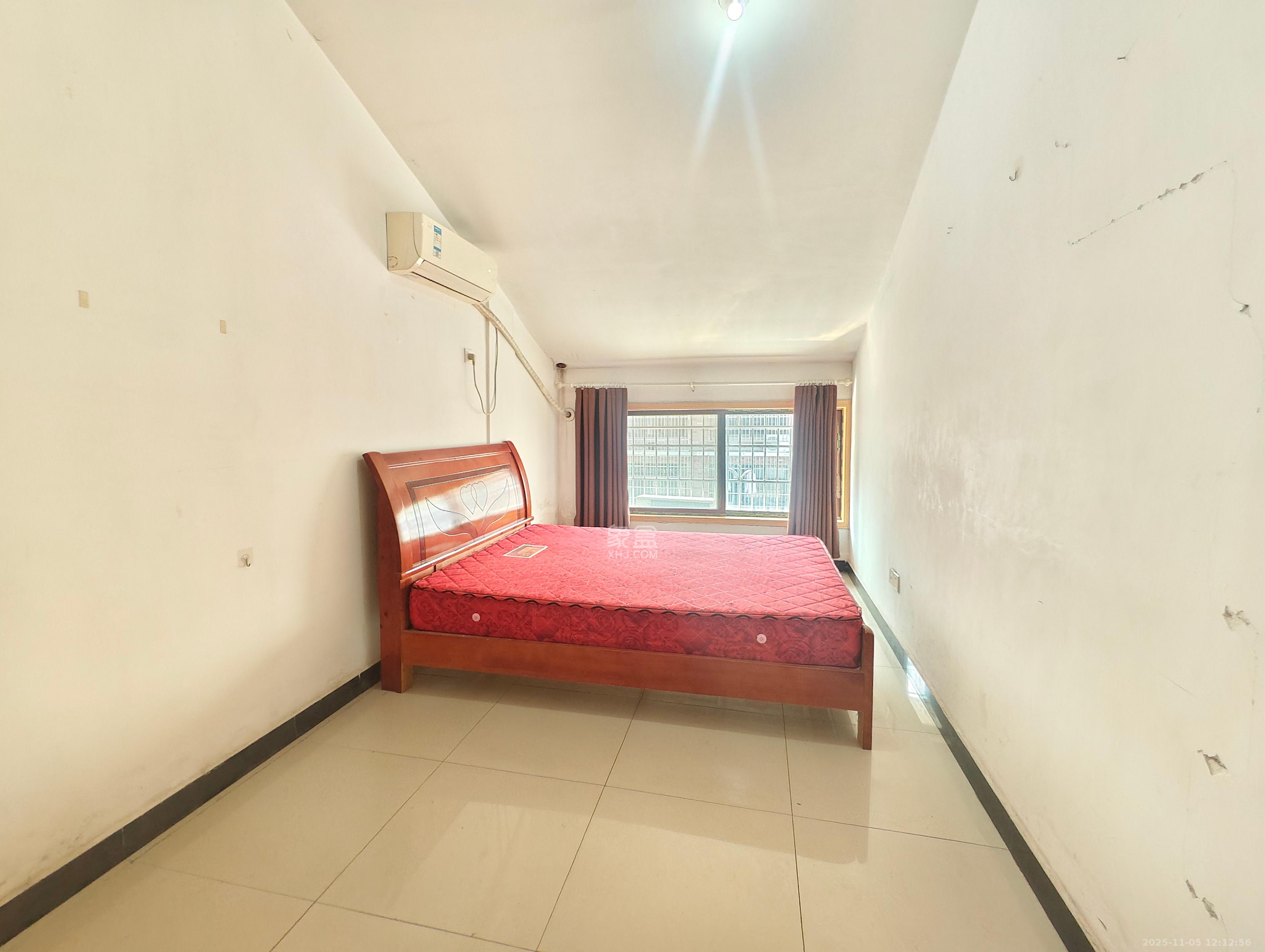 龙塘安置区(龙塘小区) 2室2厅1卫 800.0元/月 龙塘安置区(龙塘小区) 2室2厅1卫 800.0元/月室内图