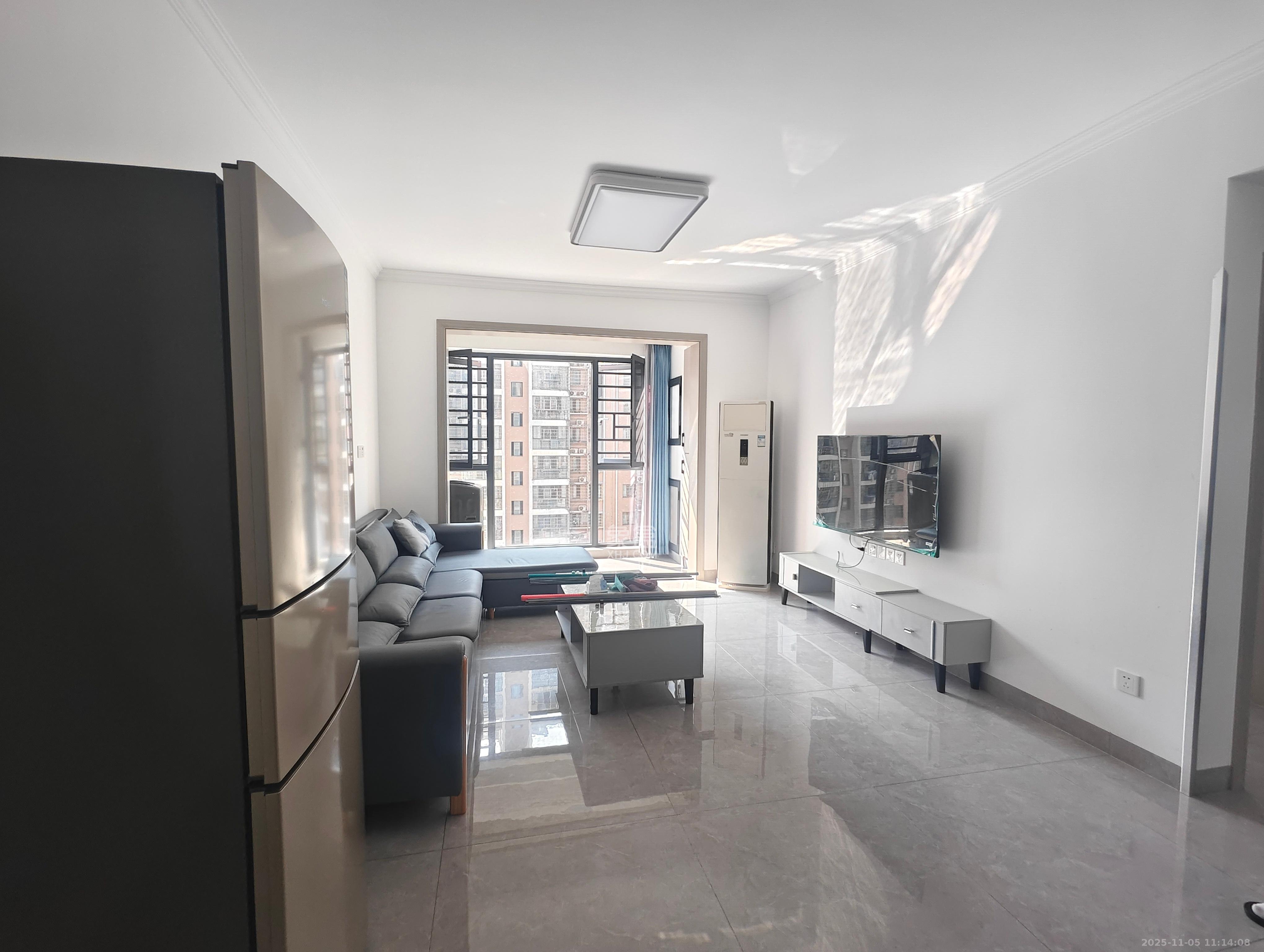 山水新城 2室1厅1卫 2000.0元/月 山水新城 2室1厅1卫 2000.0元/月室内图