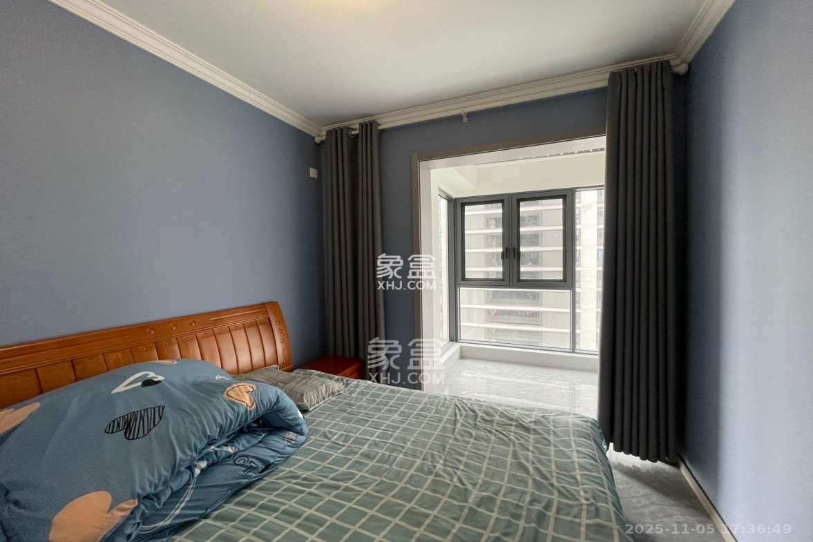 融创会展上东区 3室2厅2卫 2200.0元/月 融创会展上东区 3室2厅2卫 2200.0元/月室内图