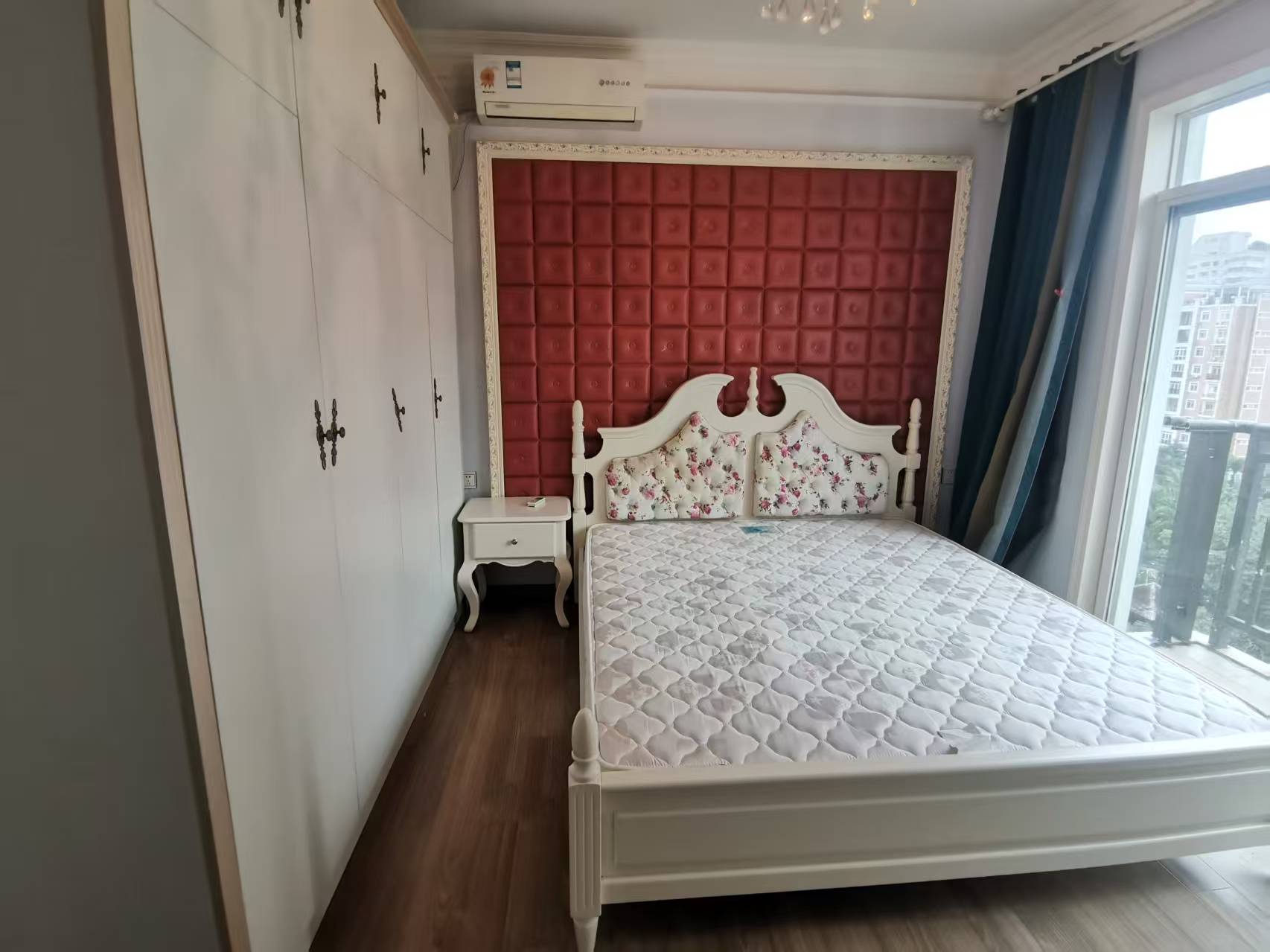 帝和华庭 2室2厅1卫 2600.0元/月 帝和华庭 2室2厅1卫 2600.0元/月室内图