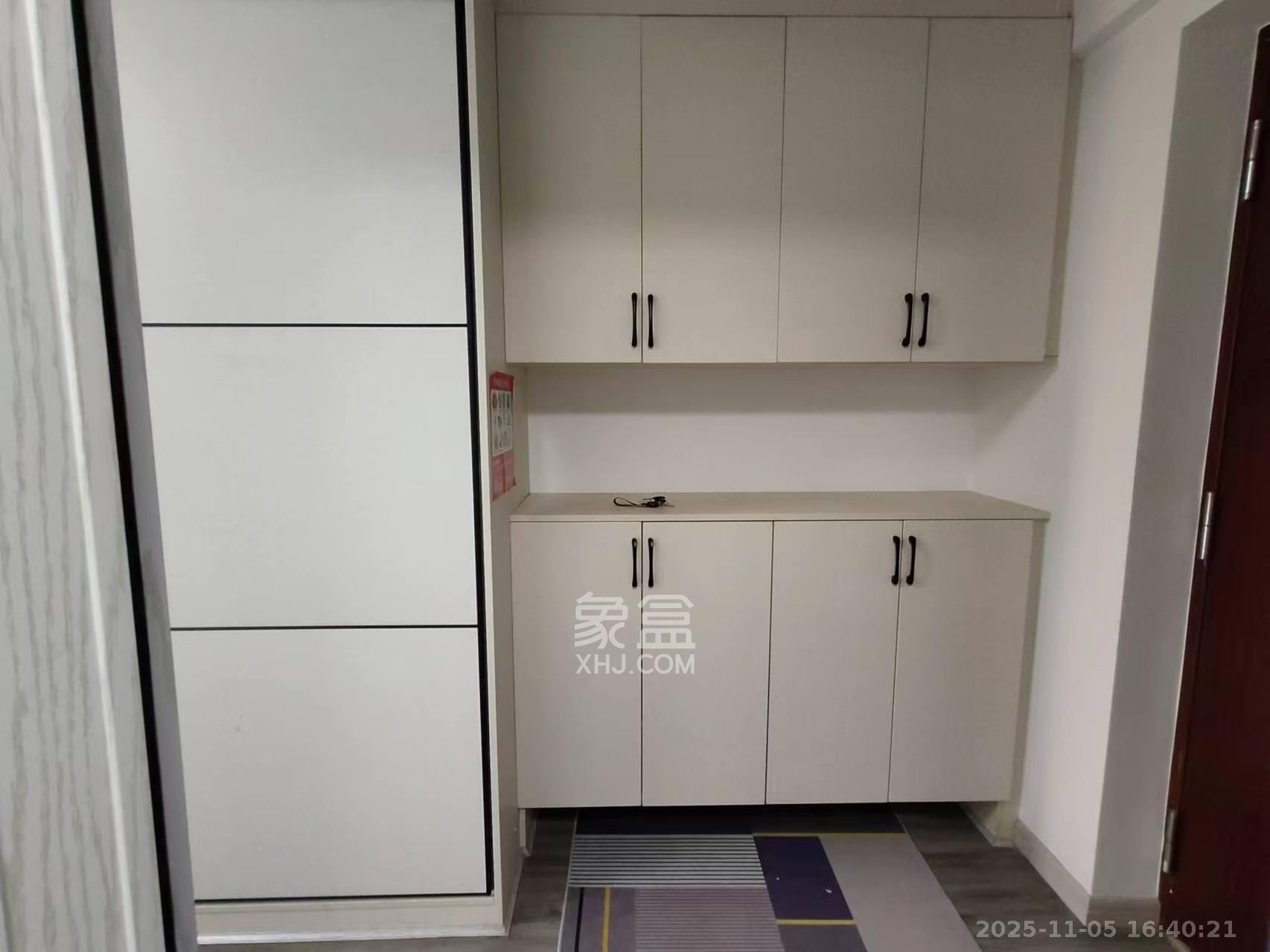 国泰九龙湾  1室1厅1卫    1400.0元/月室内图