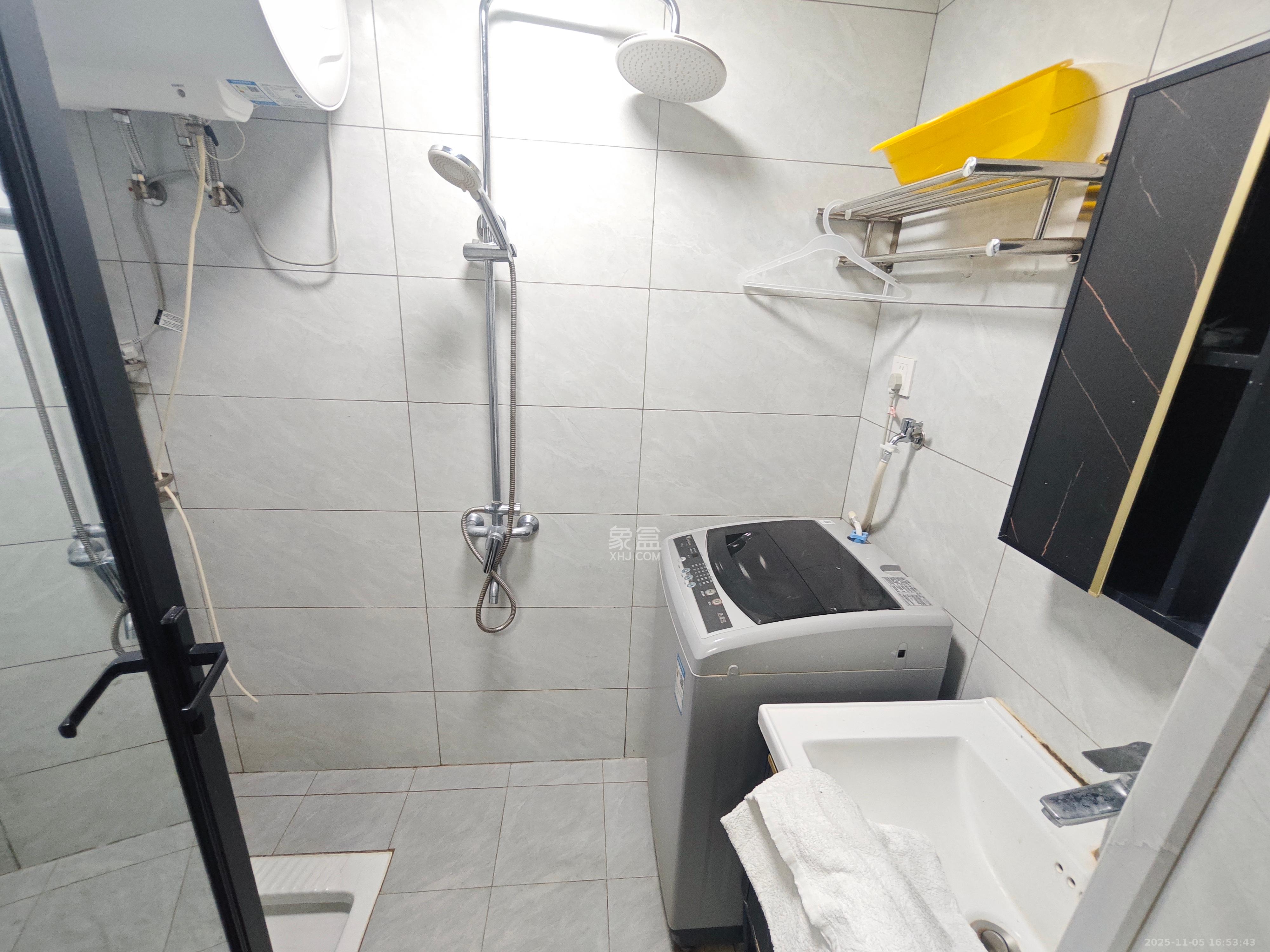 碧桂园城市之光 1室1厅1卫 1500.0元/月 碧桂园城市之光 1室1厅1卫 1500.0元/月室内图