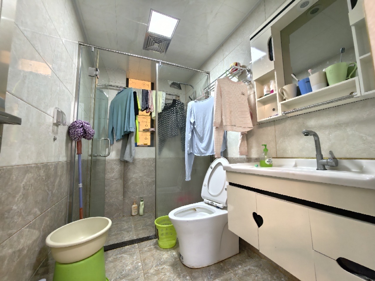 美丽华居 3室2厅1卫 129.8万 美丽华居 3室2厅1卫 129.8万客厅