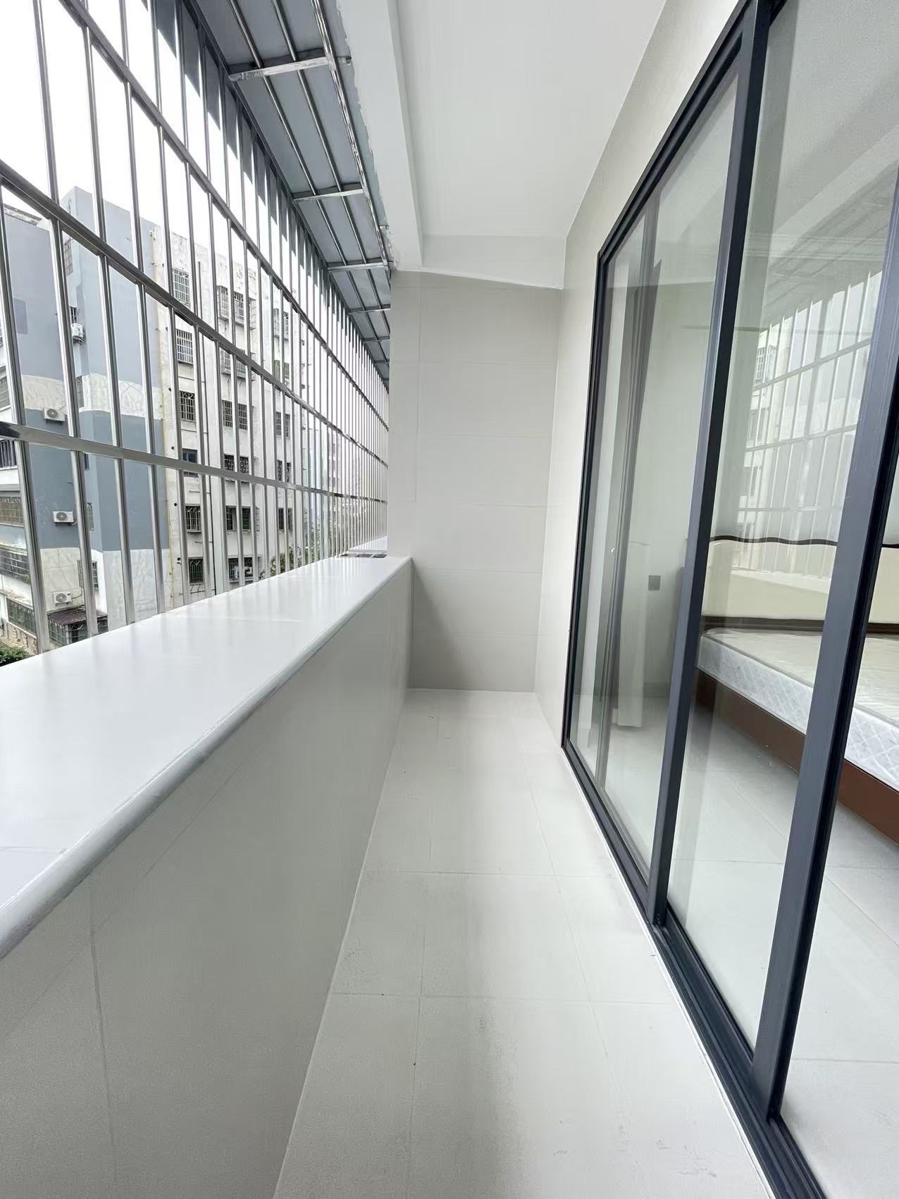 新桥大厦 3室2厅1卫 78.0万 新桥大厦 3室2厅1卫 78.0万客厅