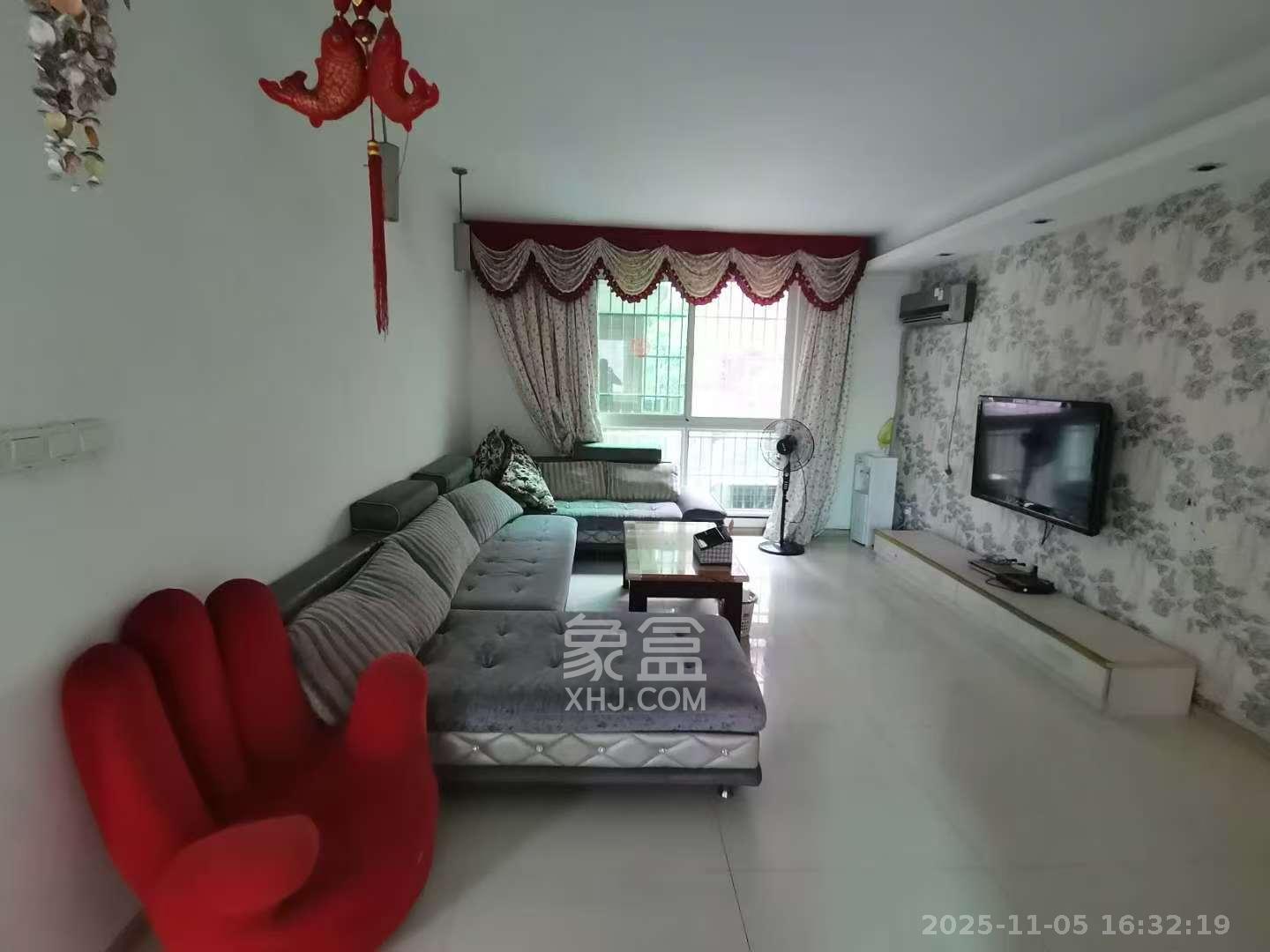 格林星城  2室1厅1卫    2500.0元/月室内图1