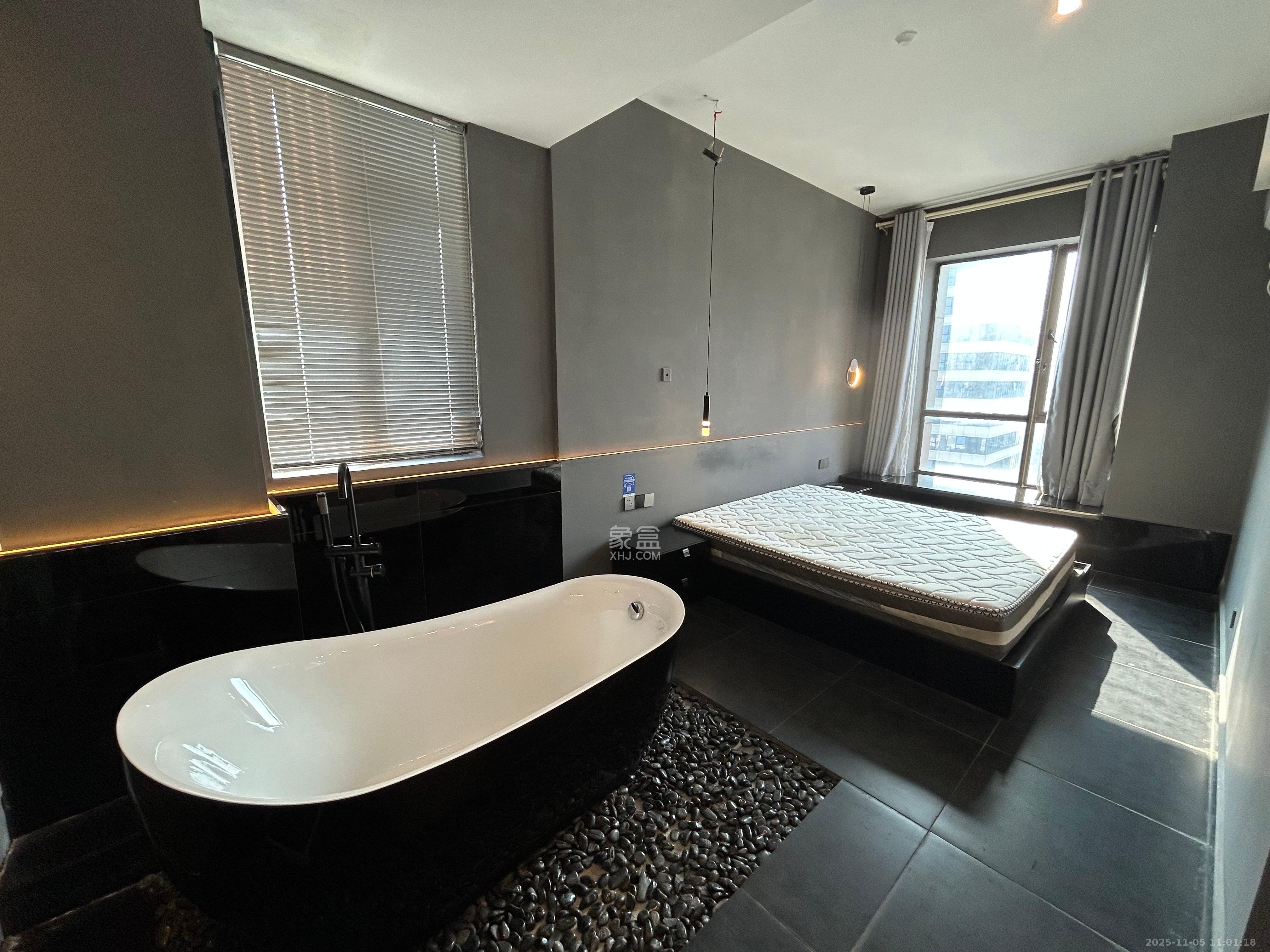 梅溪国际公寓（步步高新天地）  1室1厅1卫    1900.0元/月室内图