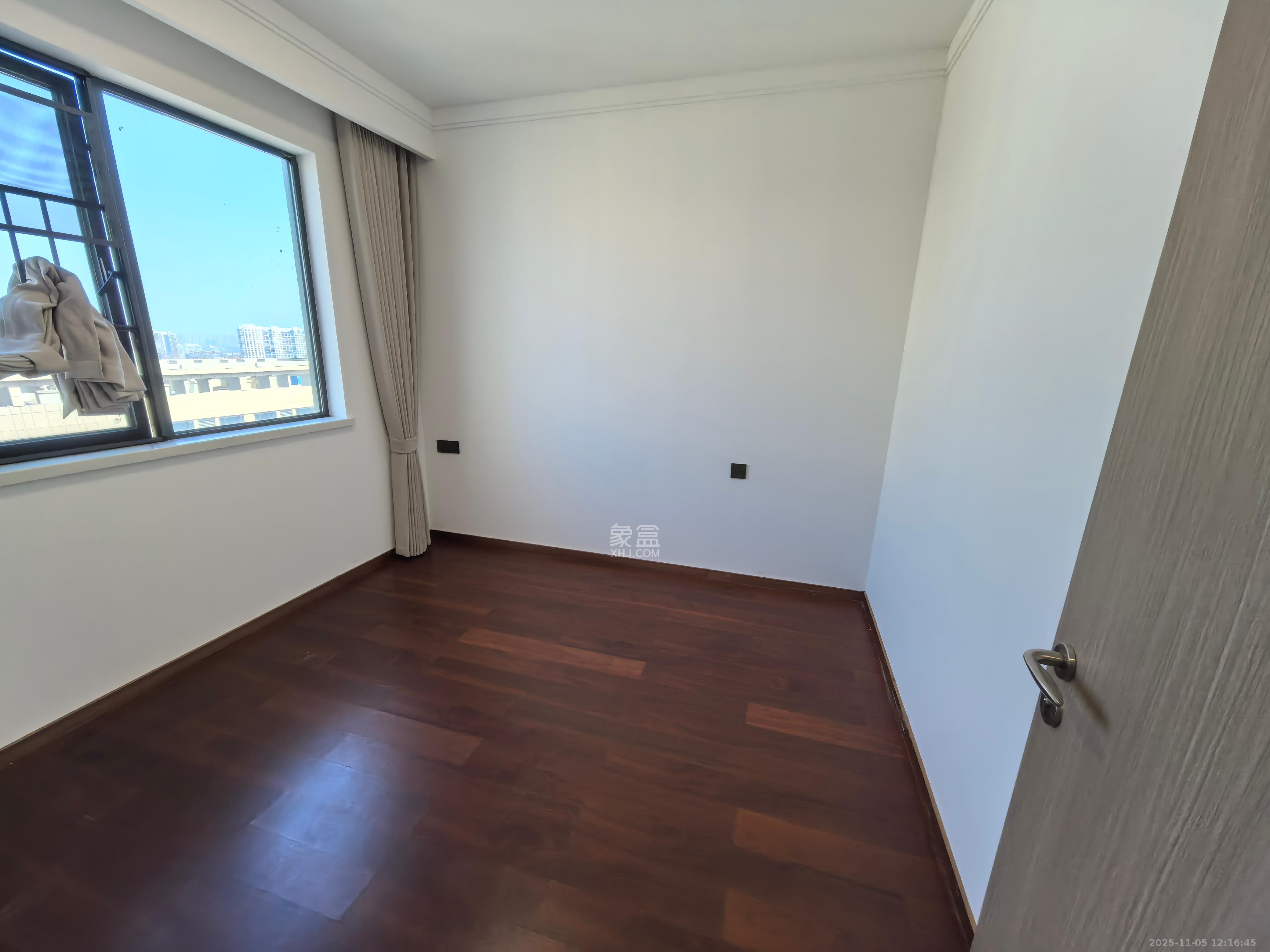 旭辉雨花郡  1室0厅0卫    4500.0元/月室内图