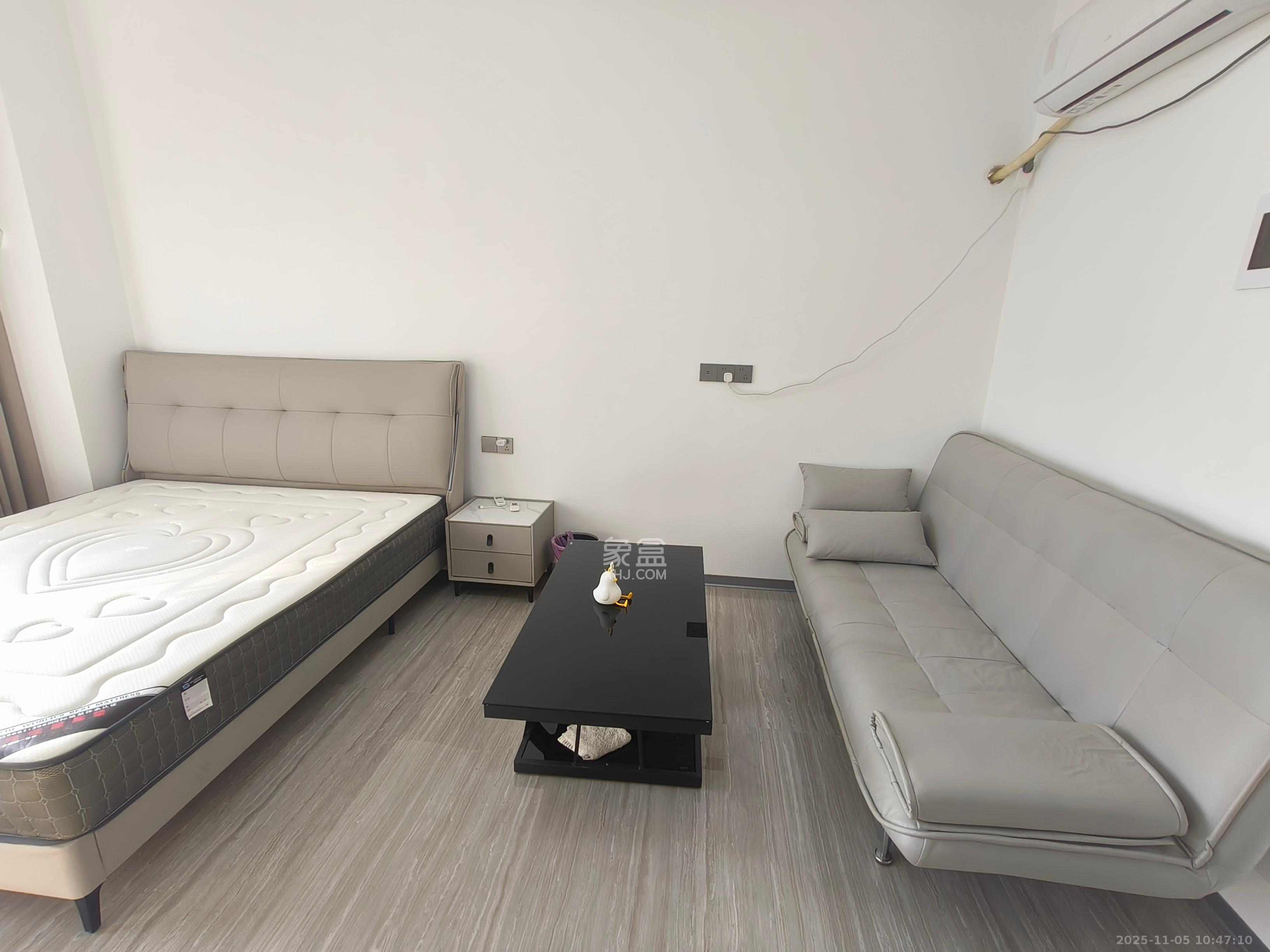 欣积福湾七期 1室1厅1卫 880.0元/月 欣积福湾七期 1室1厅1卫 880.0元/月室内图