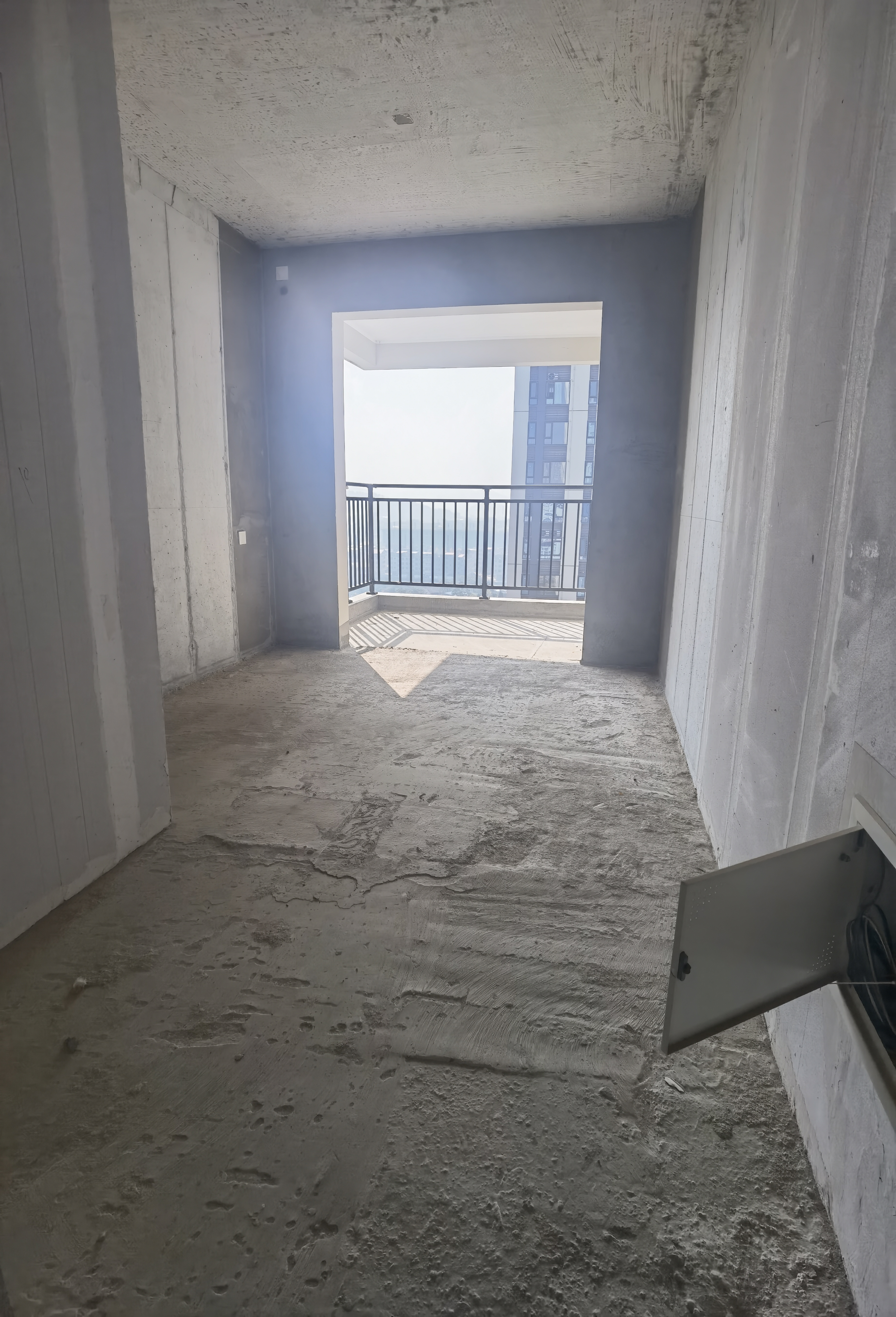 碧桂园正央时代  4室2厅2卫    75.8万客厅