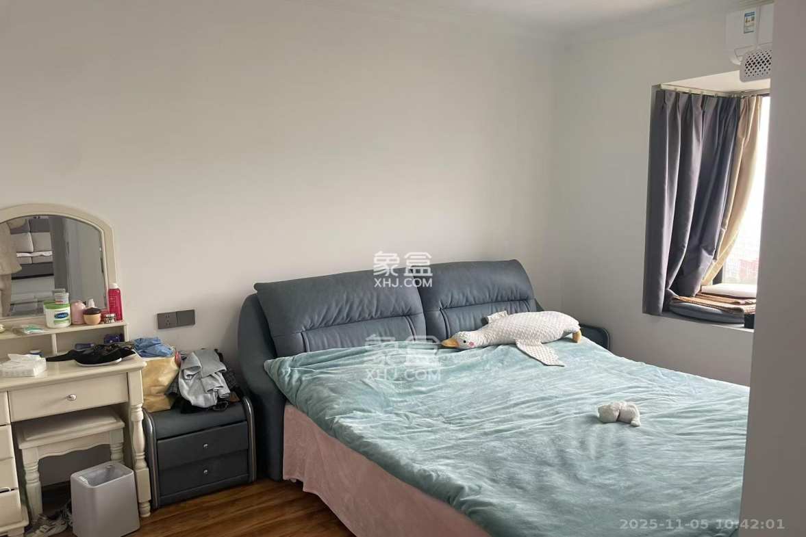 轻盐阳光CEO(轻盐雅苑)(轻奢时代) 3室2厅2卫 2500.0元/月 轻盐阳光CEO(轻盐雅苑)(轻奢时代) 3室2厅2卫 2500.0元/月室内图