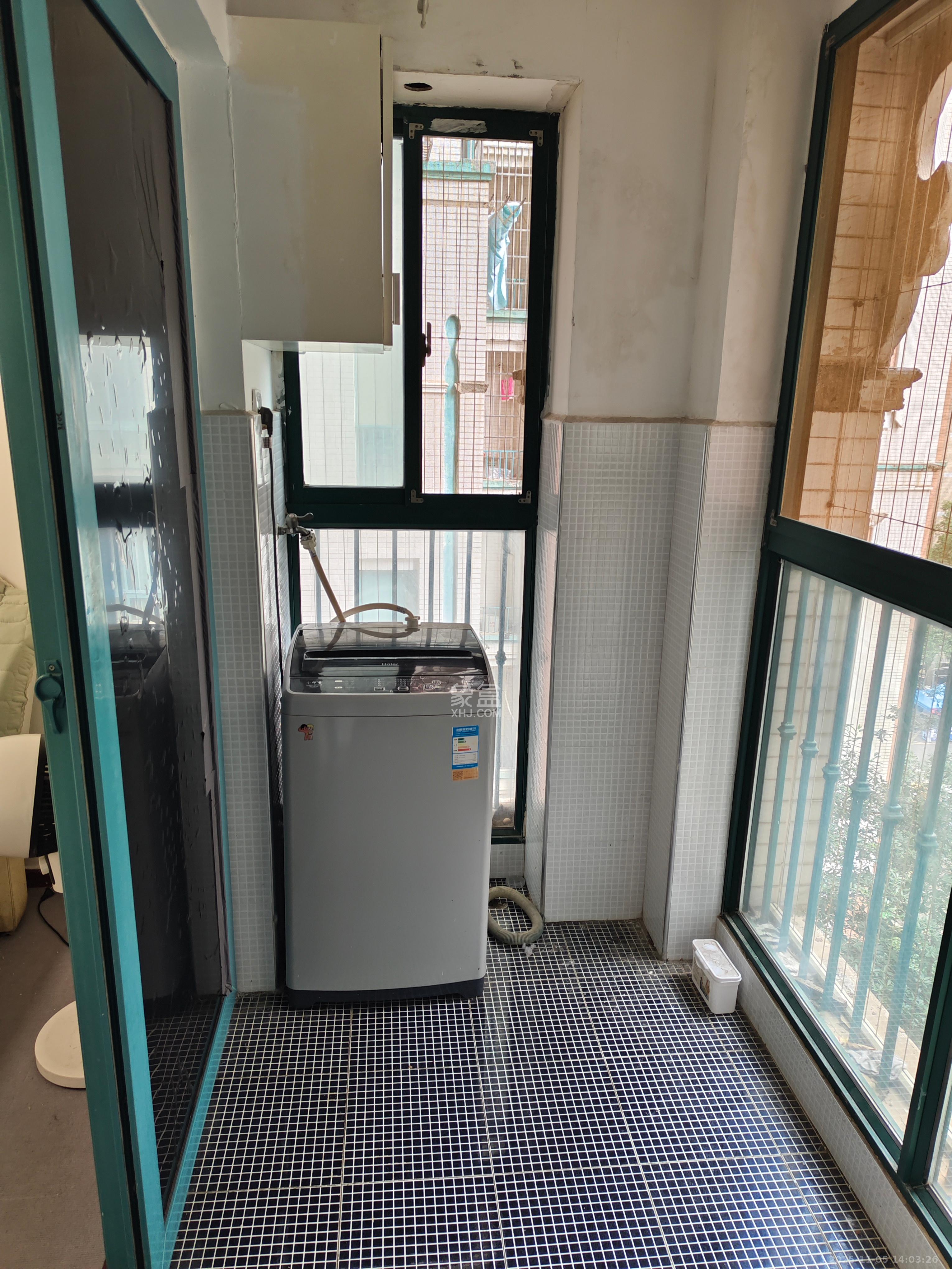 蝴蝶谷 2室2厅1卫 1300.0元/月 蝴蝶谷 2室2厅1卫 1300.0元/月室内图