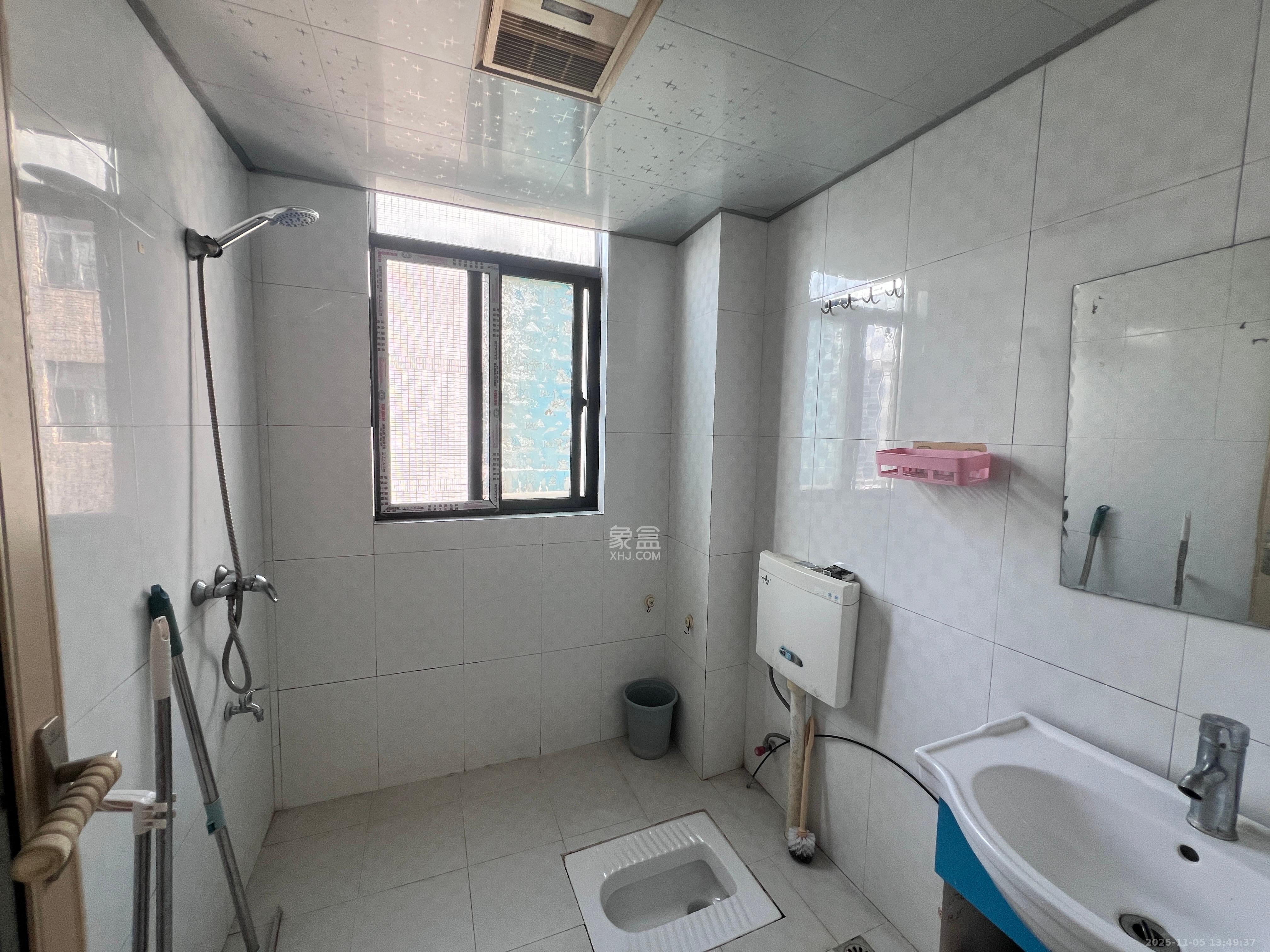 星城映象  2室1厅1卫    1800.0元/月室内图