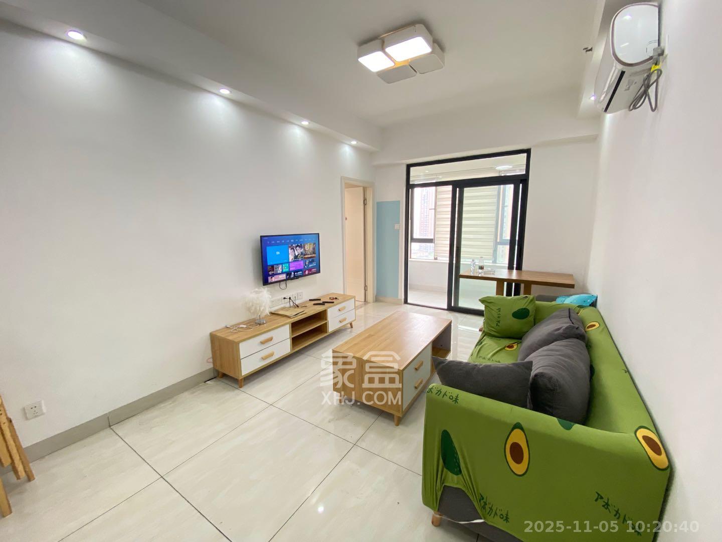 半山公馆(半山国际中心) 2室1厅1卫 2500.0元/月 半山公馆(半山国际中心) 2室1厅1卫 2500.0元/月室内图