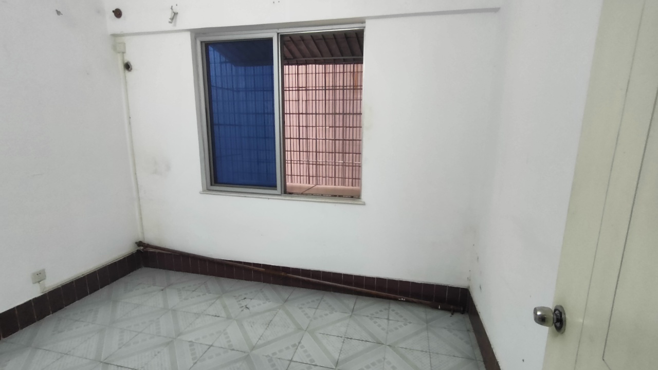 中一大厦  3室1厅1卫    72.0万室内图