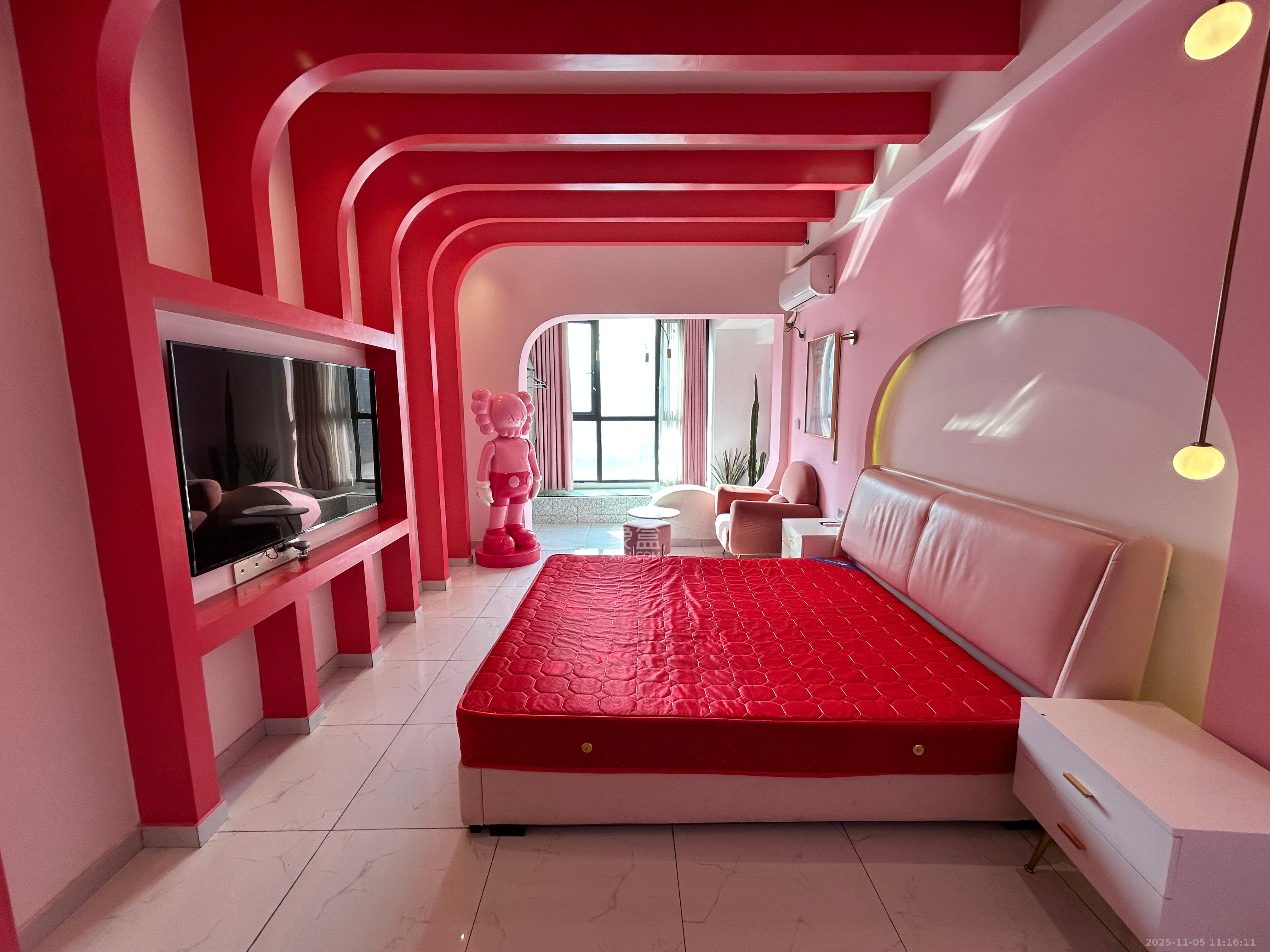 梅溪国际公寓（步步高新天地）  1室1厅1卫    1500.0元/月