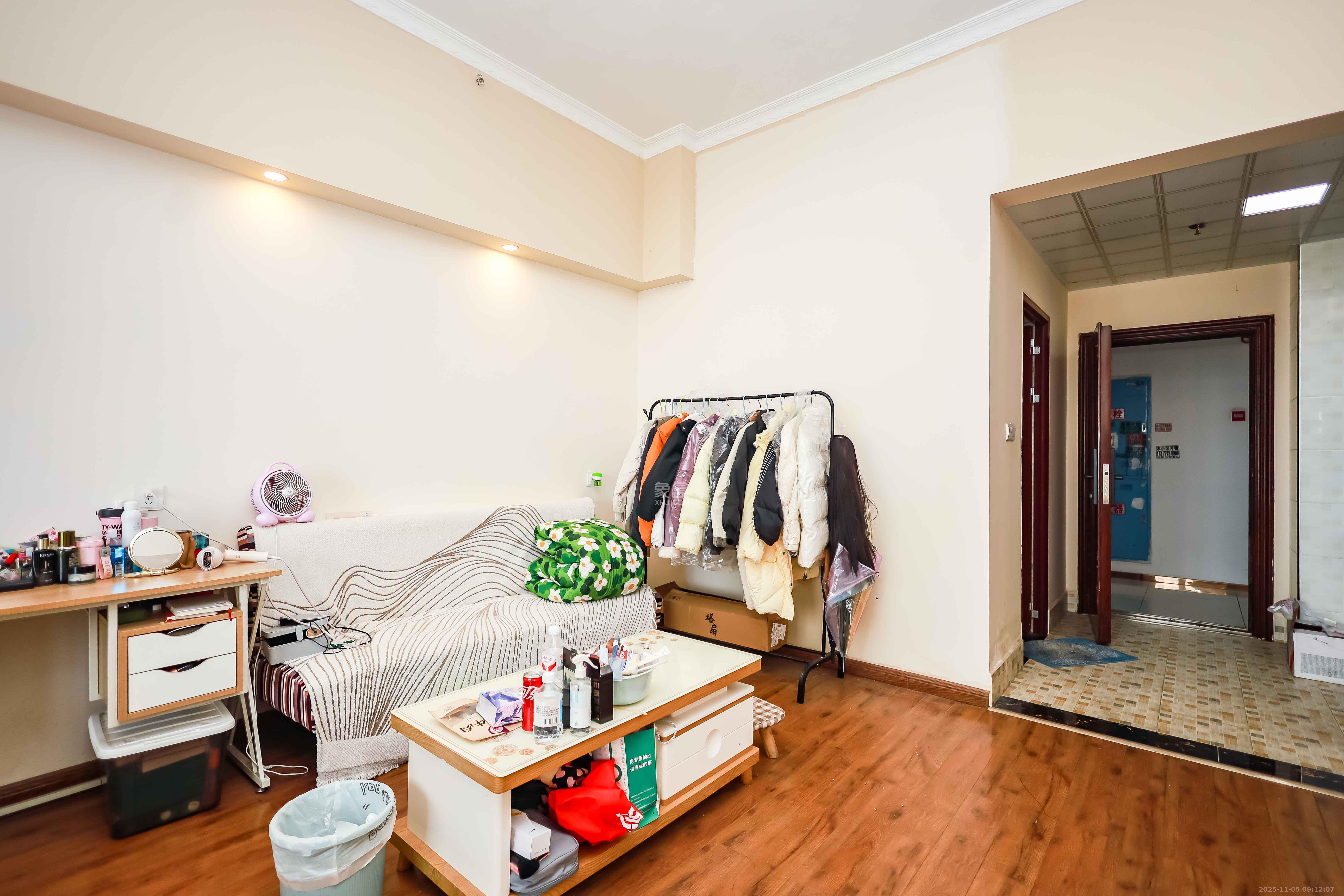 奥克斯缔壹城  1室1厅1卫    1100.0元/月