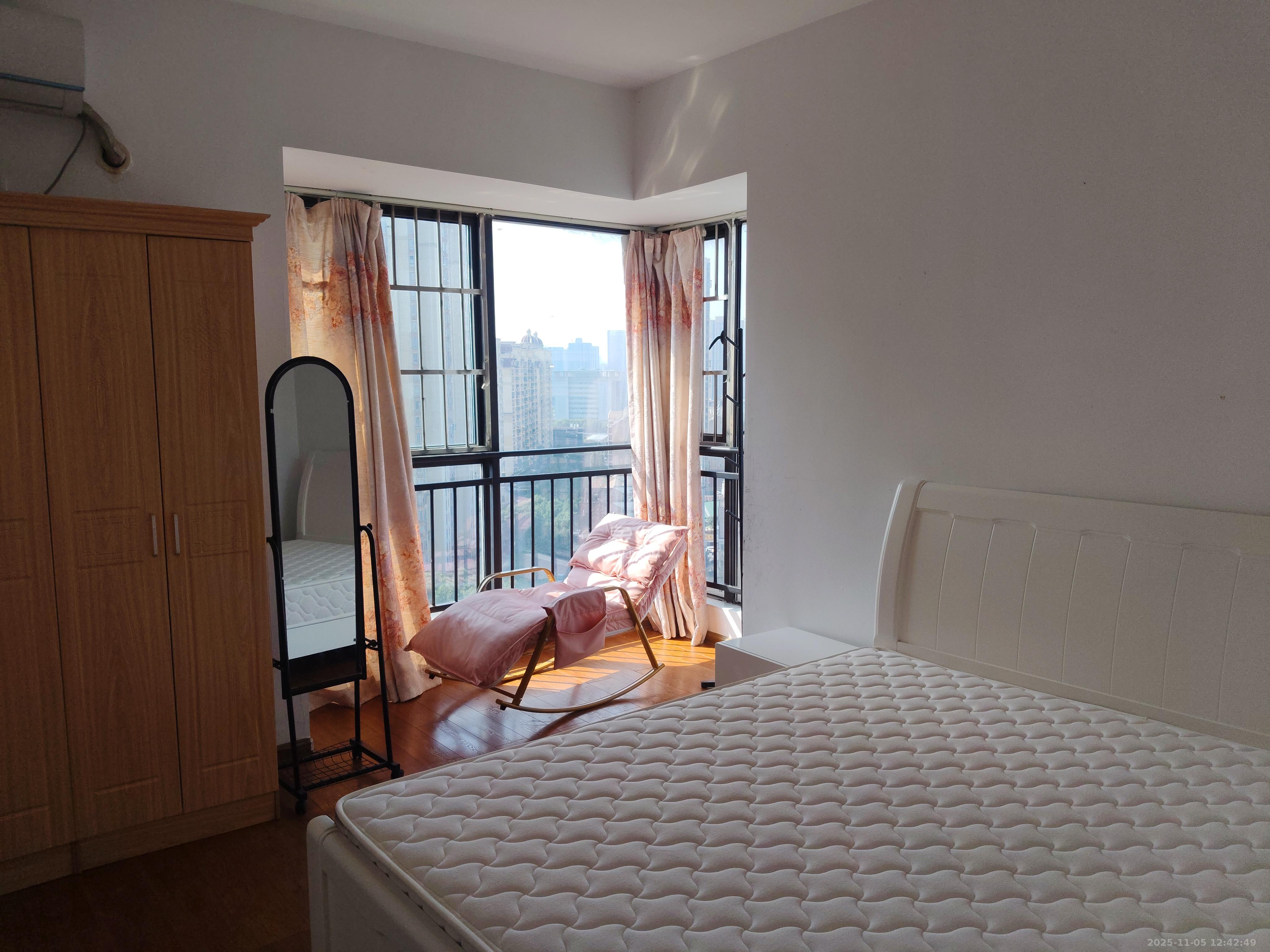 湘域熙岸 1室2厅1卫 2500.0元/月 湘域熙岸 1室2厅1卫 2500.0元/月室内图