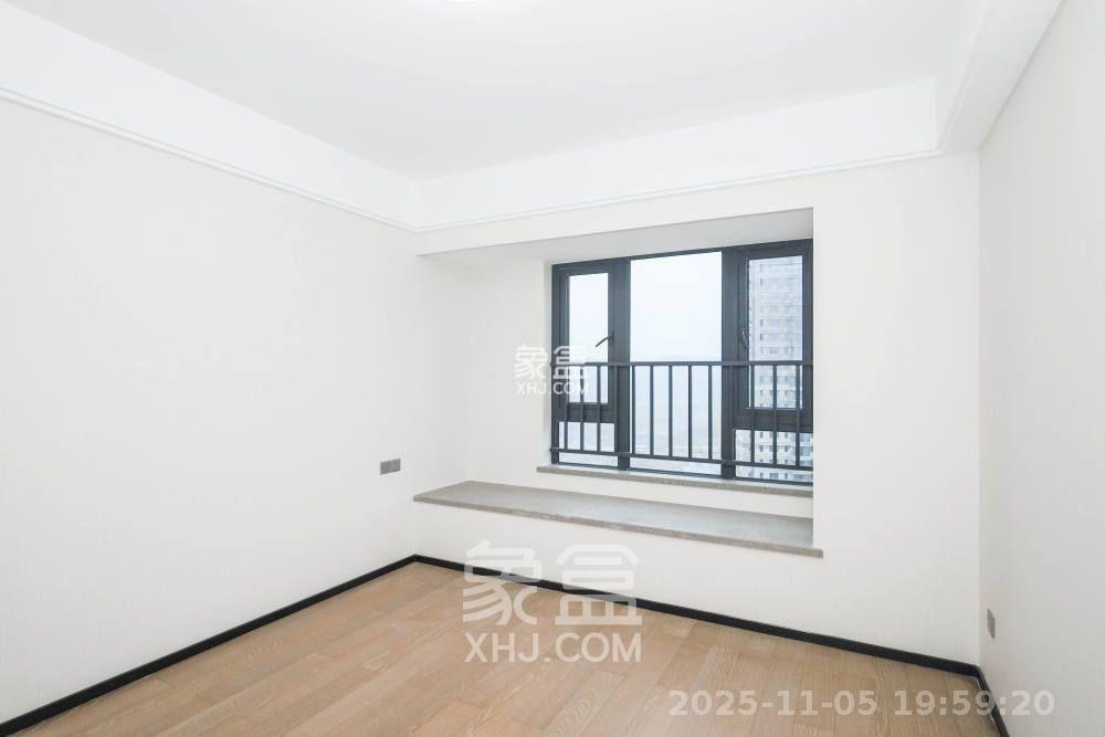 中海麓山境南区  3室2厅2卫    2200.0元/月室内图