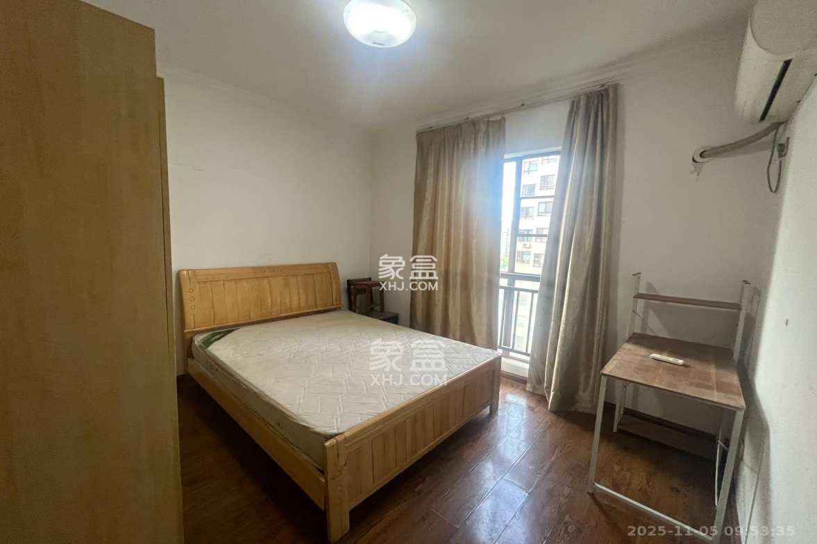 金房奥斯卡 1室2厅1卫 2500.0元/月 金房奥斯卡 1室2厅1卫 2500.0元/月室内图