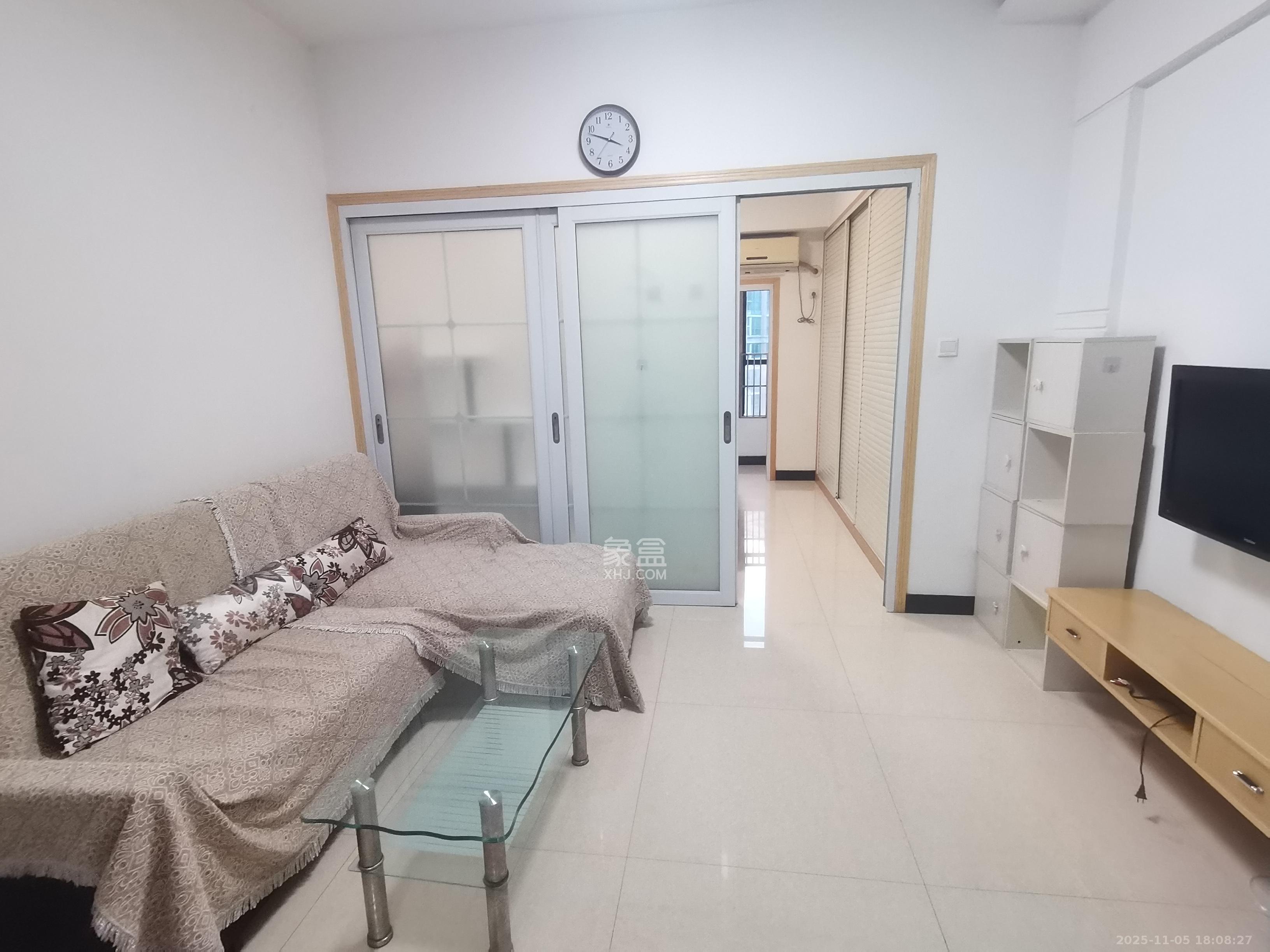 融圣国际  1室1厅1卫    1800.0元/月