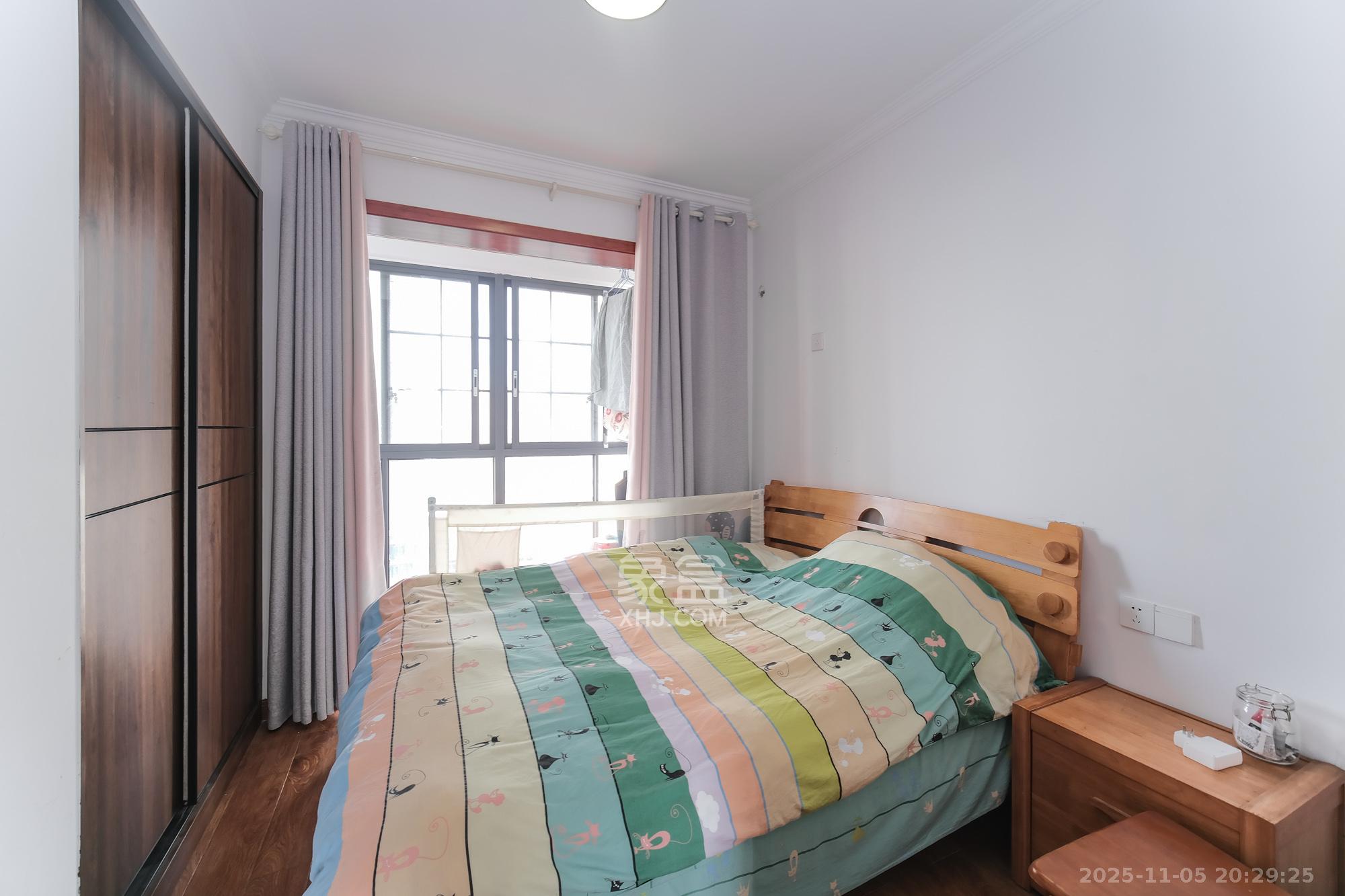 和悦城(蟠龙景苑) 3室0厅2卫 68.0万 和悦城(蟠龙景苑) 3室0厅2卫 68.0万卧室