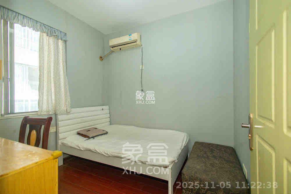 紫晶城 3室2厅1卫 1800.0元/月 紫晶城 3室2厅1卫 1800.0元/月室内图