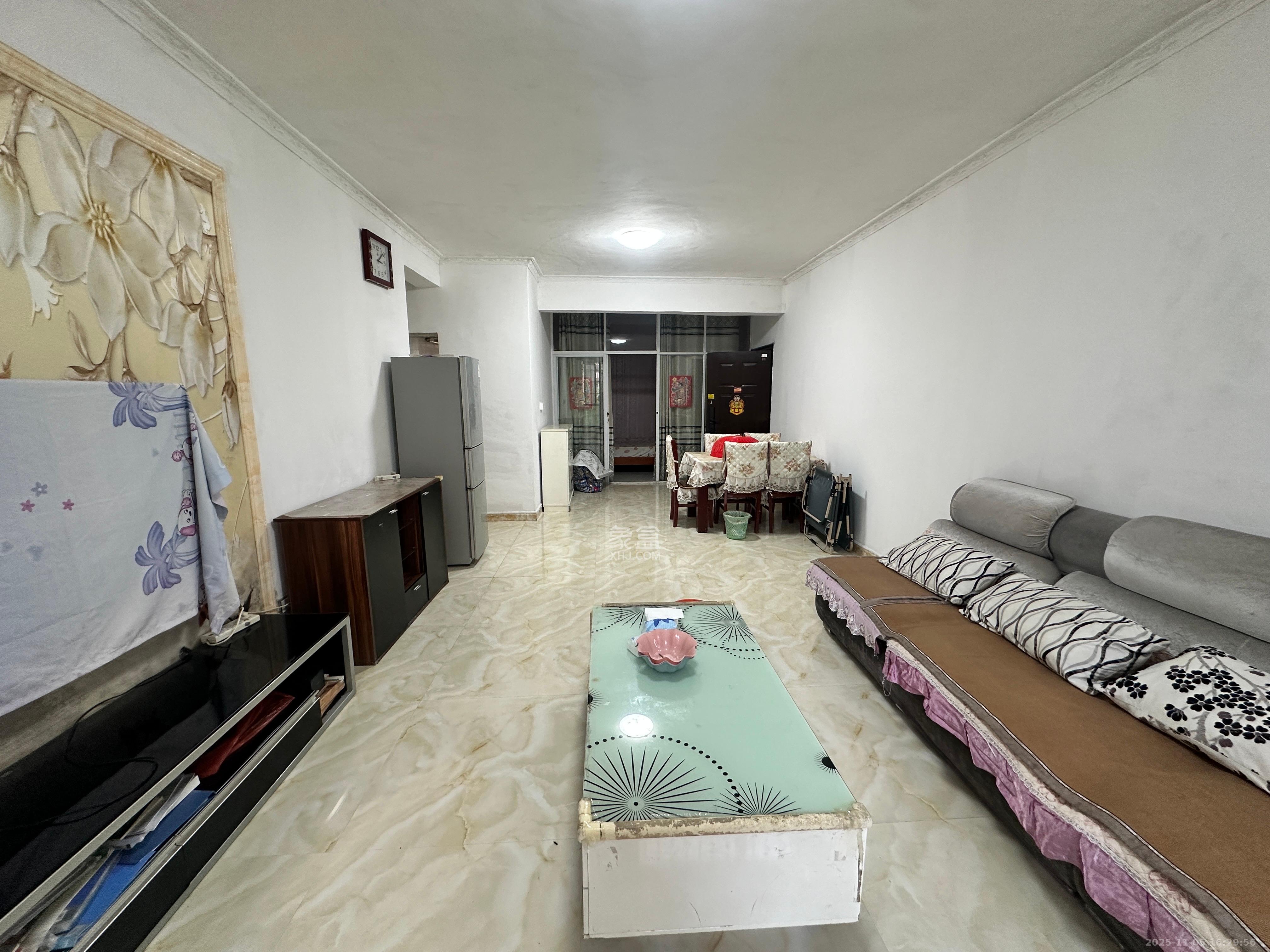 康斯丹郡(融程领秀佳园) 3室1厅1卫 2000.0元/月 康斯丹郡(融程领秀佳园) 3室1厅1卫 2000.0元/月室内图