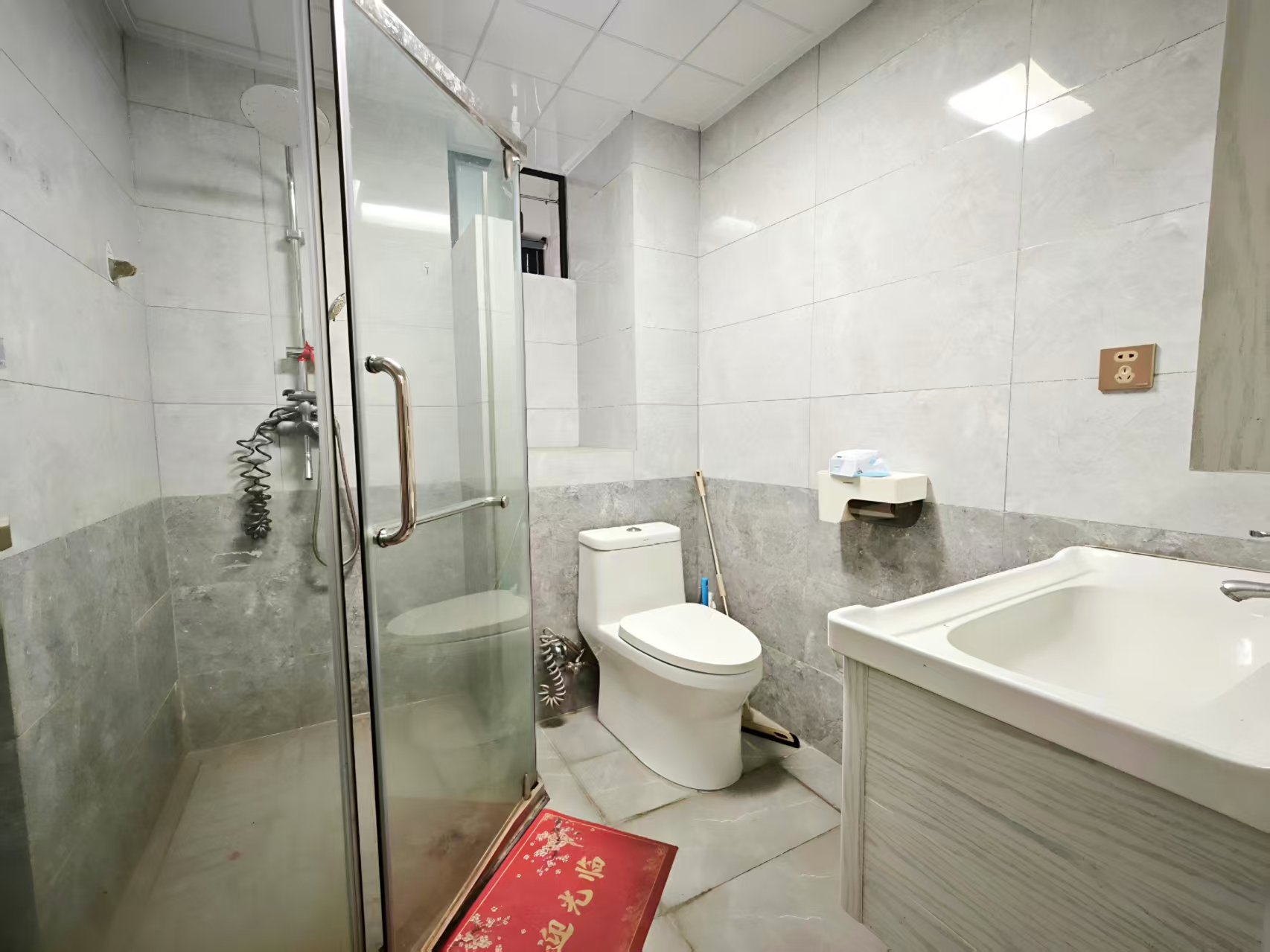 海口广播电视台宿舍（迎宾大道6号）  3室2厅1卫    2500.0元/月室内图