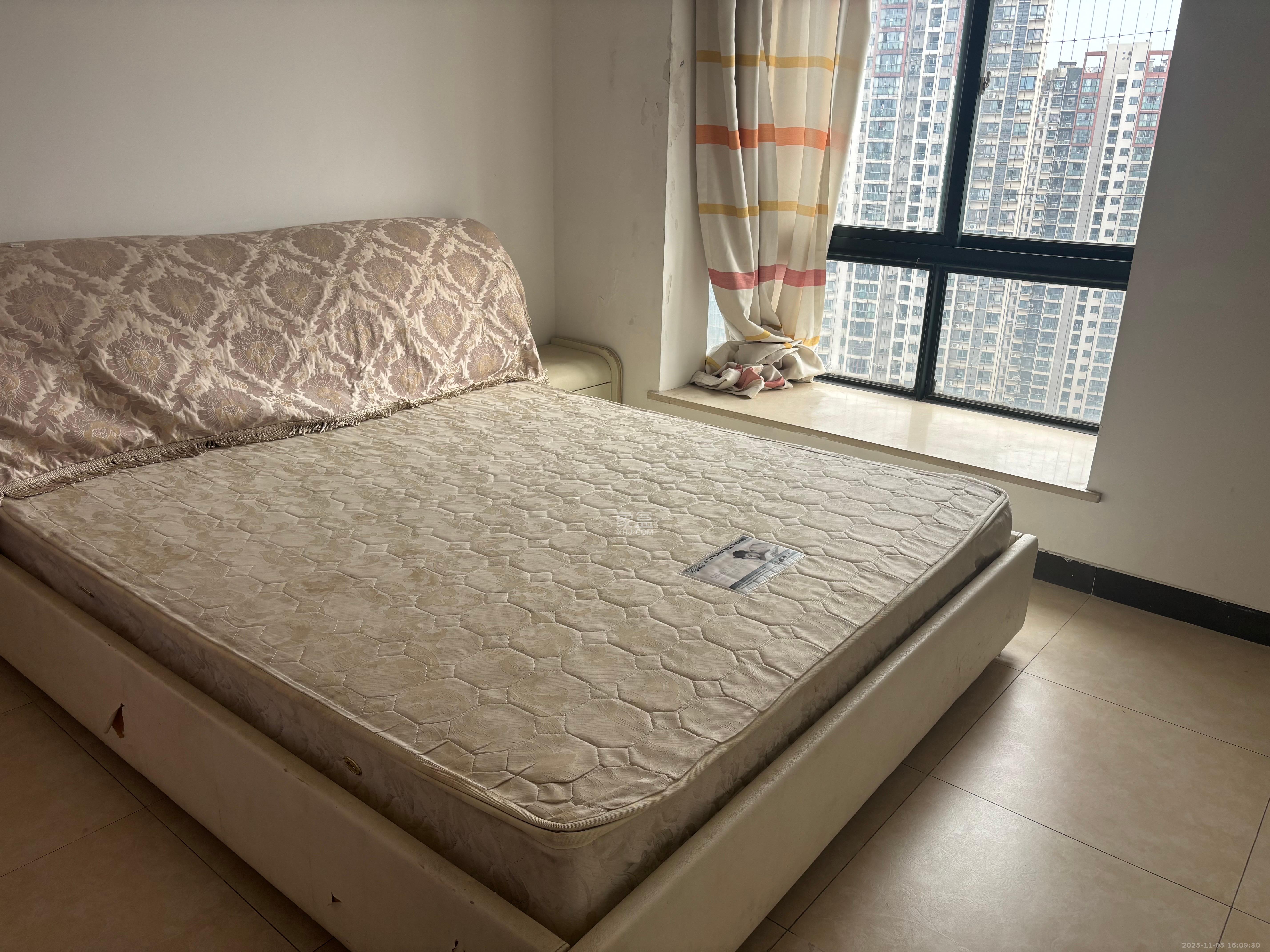 高鑫麓城  3室2厅2卫    2800.0元/月室内图