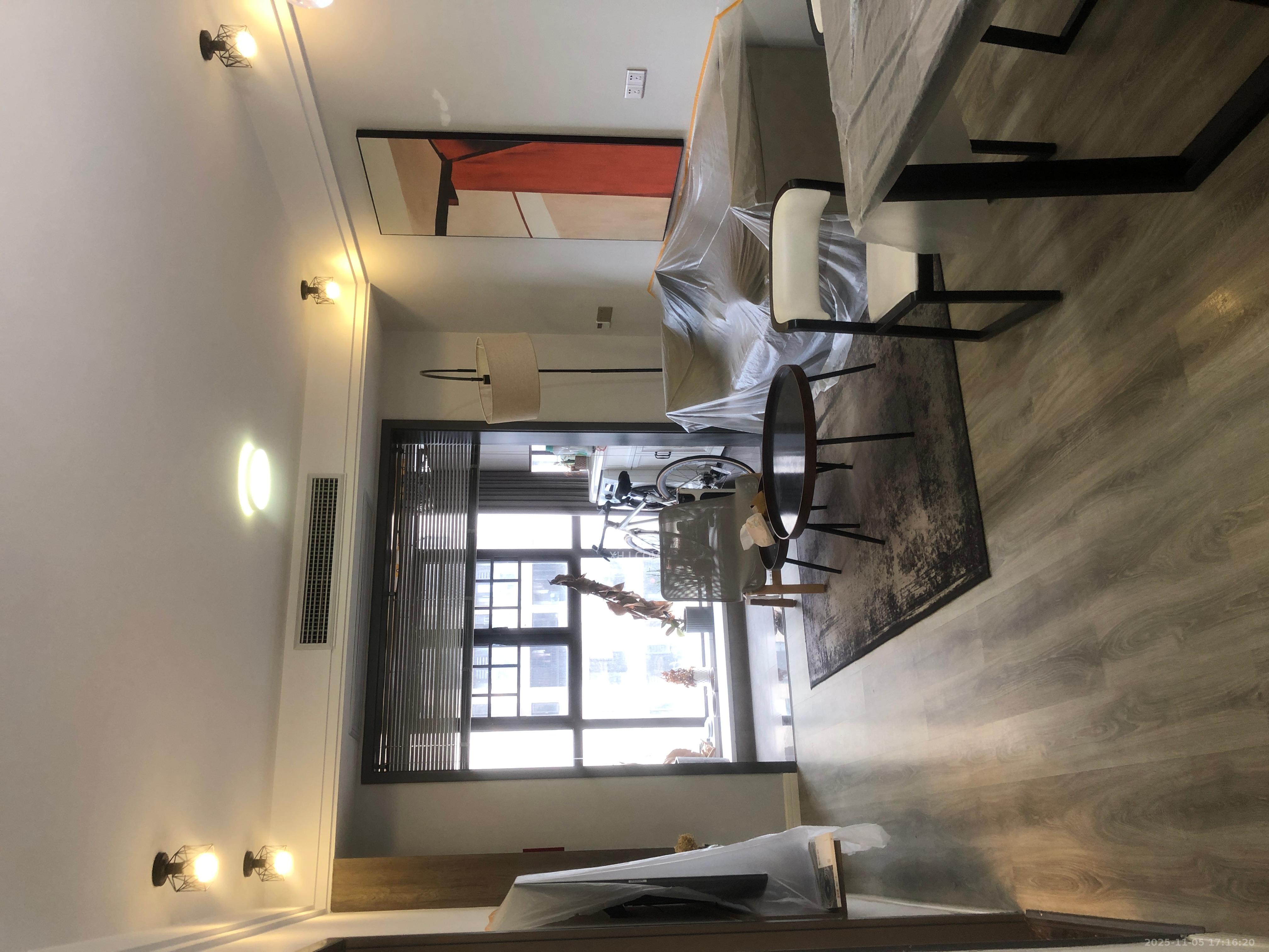 保利香槟国际 2室2厅1卫 2280.0元/月 保利香槟国际 2室2厅1卫 2280.0元/月室内图