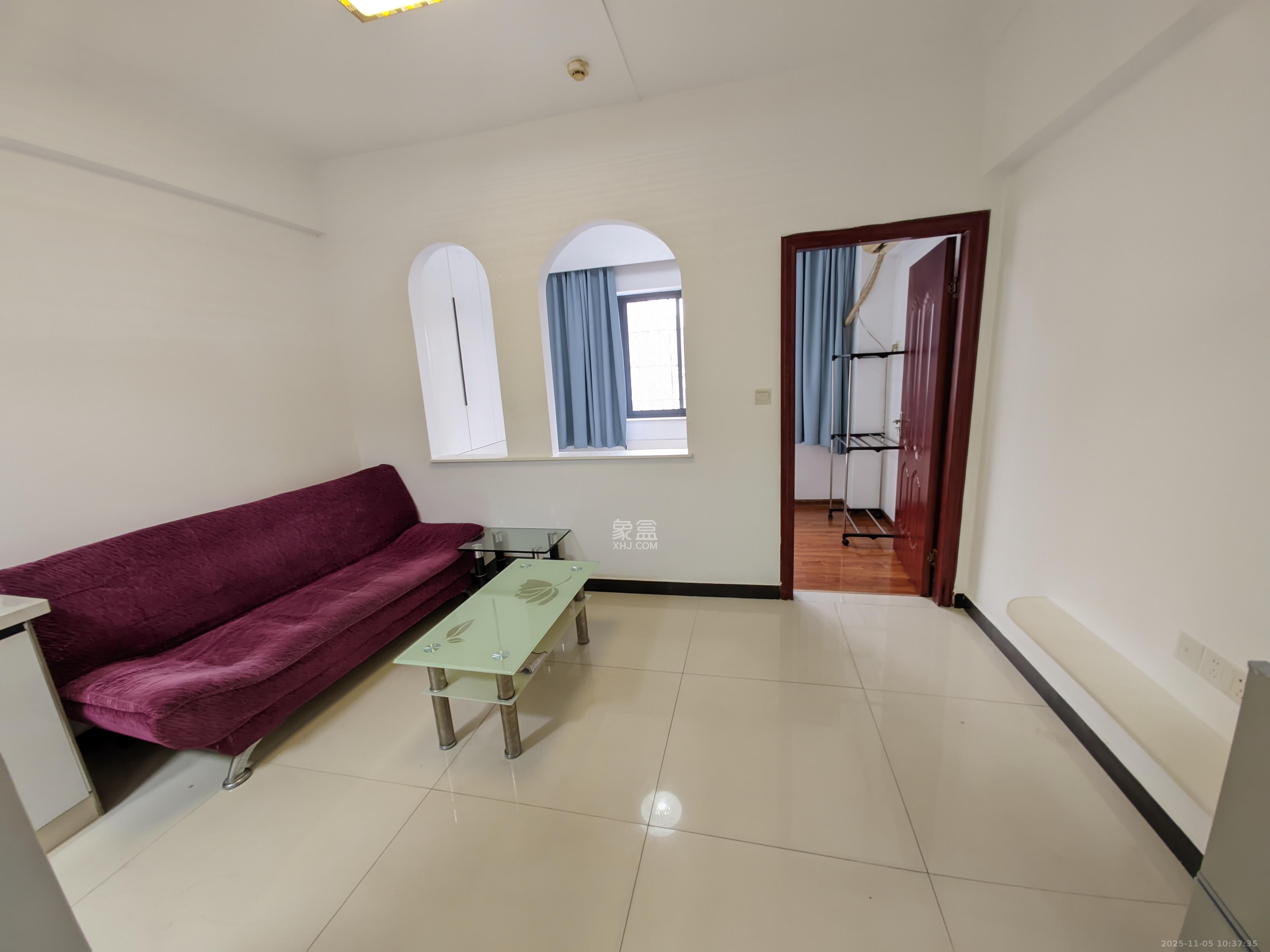 长远华樟名府  1室1厅1卫    1500.0元/月