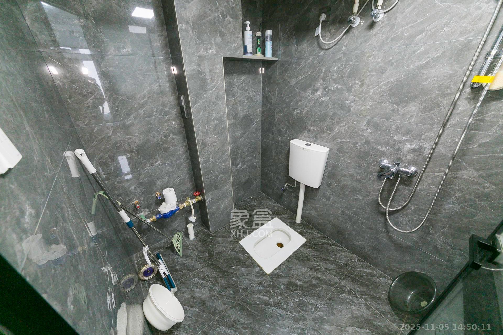 中云公寓 1室0厅1卫 1800.0元/月 中云公寓 1室0厅1卫 1800.0元/月室内图